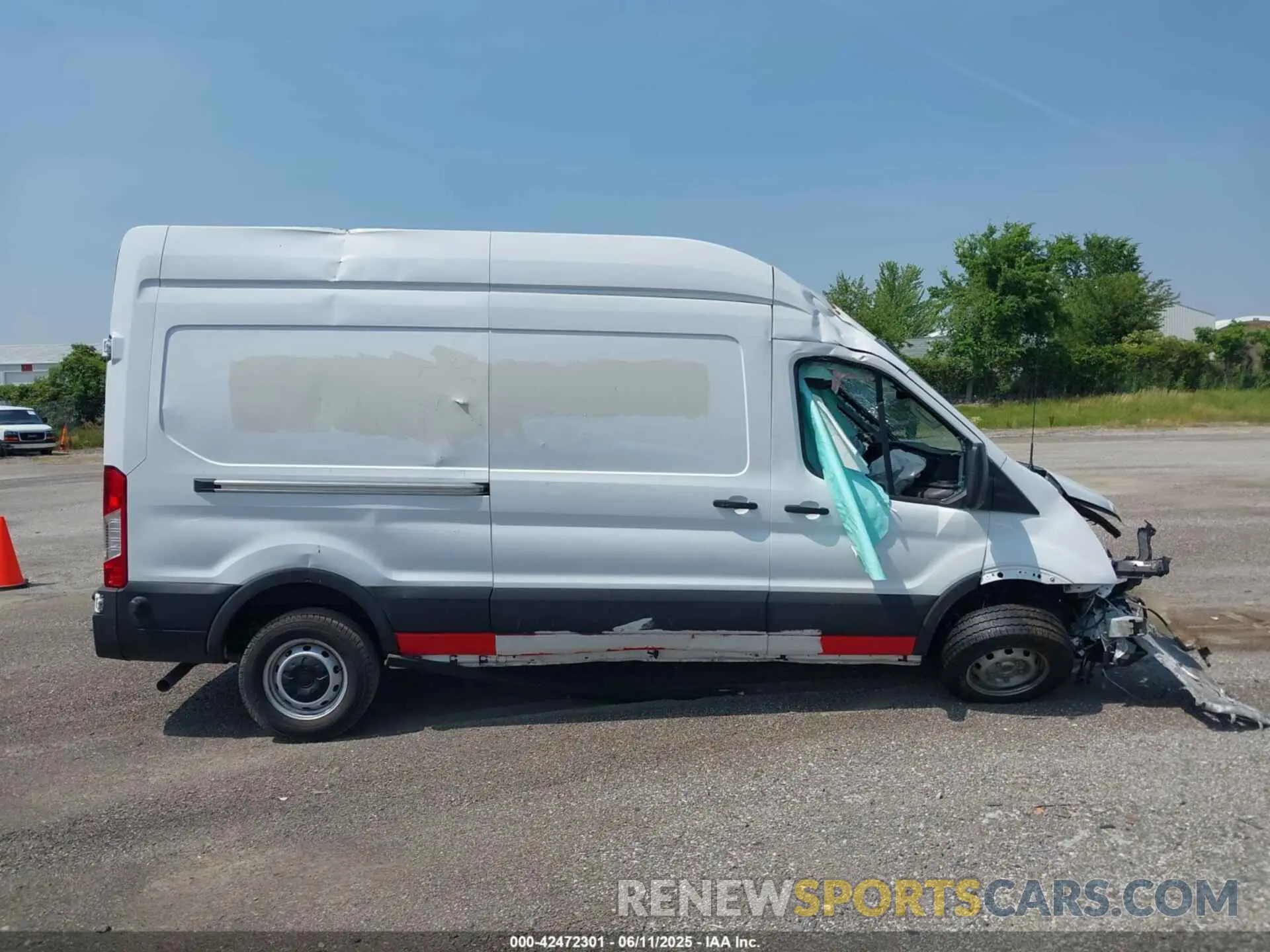14 fotografías del automóvil dañado 1FTBR1X89RKB22115 FORD TRANSIT-250 2024