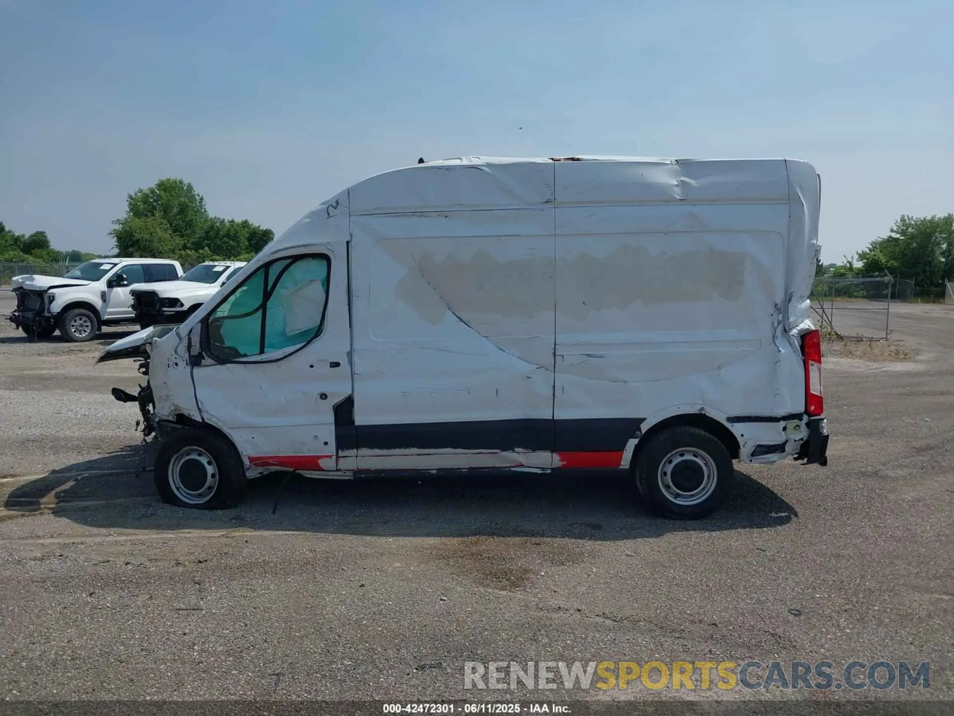 15 fotografías del automóvil dañado 1FTBR1X89RKB22115 FORD TRANSIT-250 2024