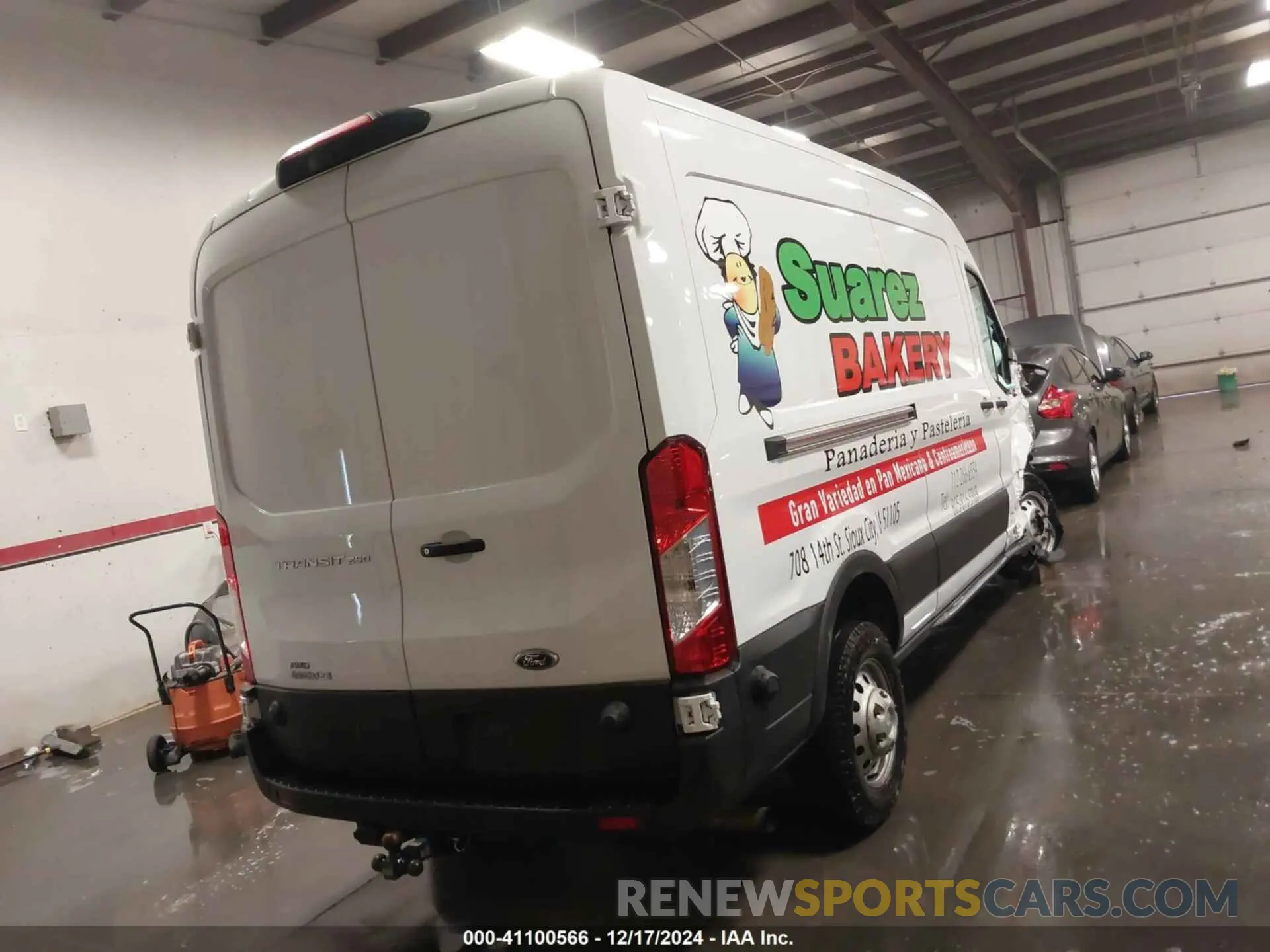 16 fotografías del automóvil dañado 1FTBR2C81RKA01686 FORD TRANSIT-250 2024