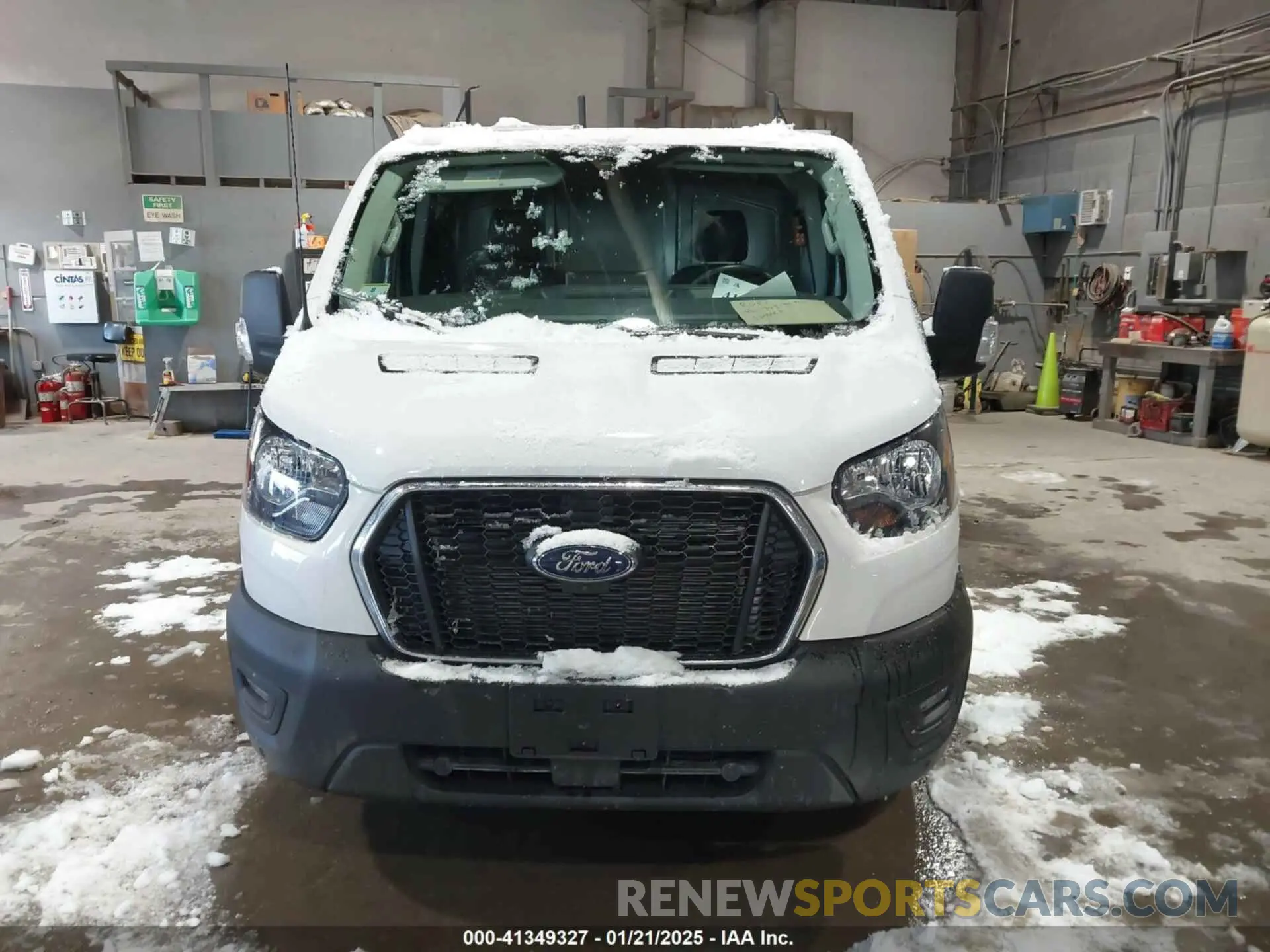 12 fotografías del automóvil dañado 1FTBR2Y83RKA54611 FORD TRANSIT-250 2024