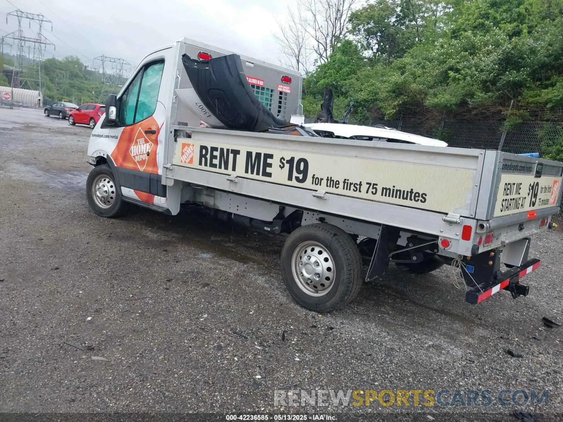 3 fotografías del automóvil dañado 1FDBR7Z81PKB61824 FORD TRANSIT-250 CAB 2023