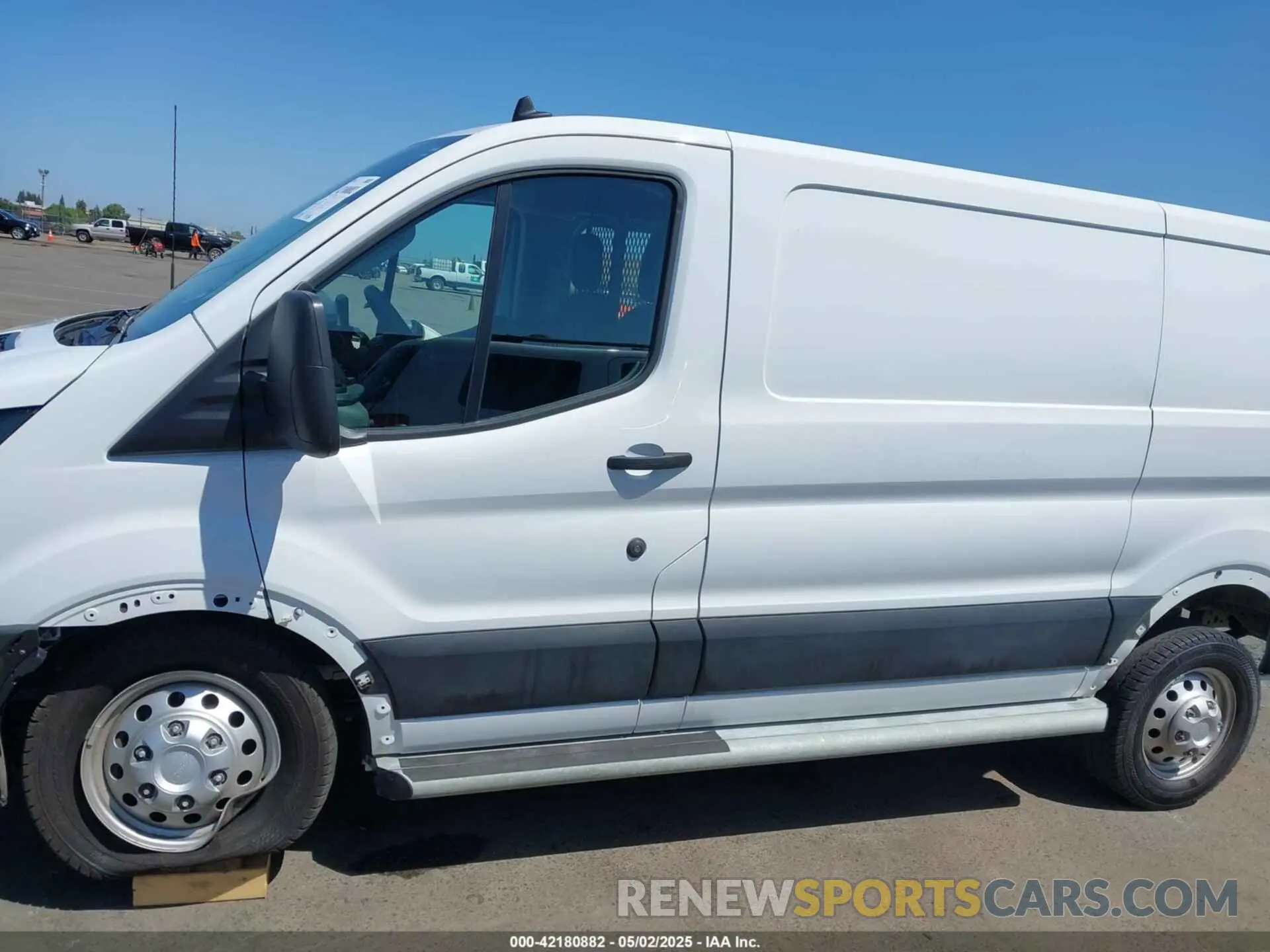 15 fotografías del automóvil dañado 1FTBR2Y84PKA44893 FORD TRANSIT-250 CARGO 2023