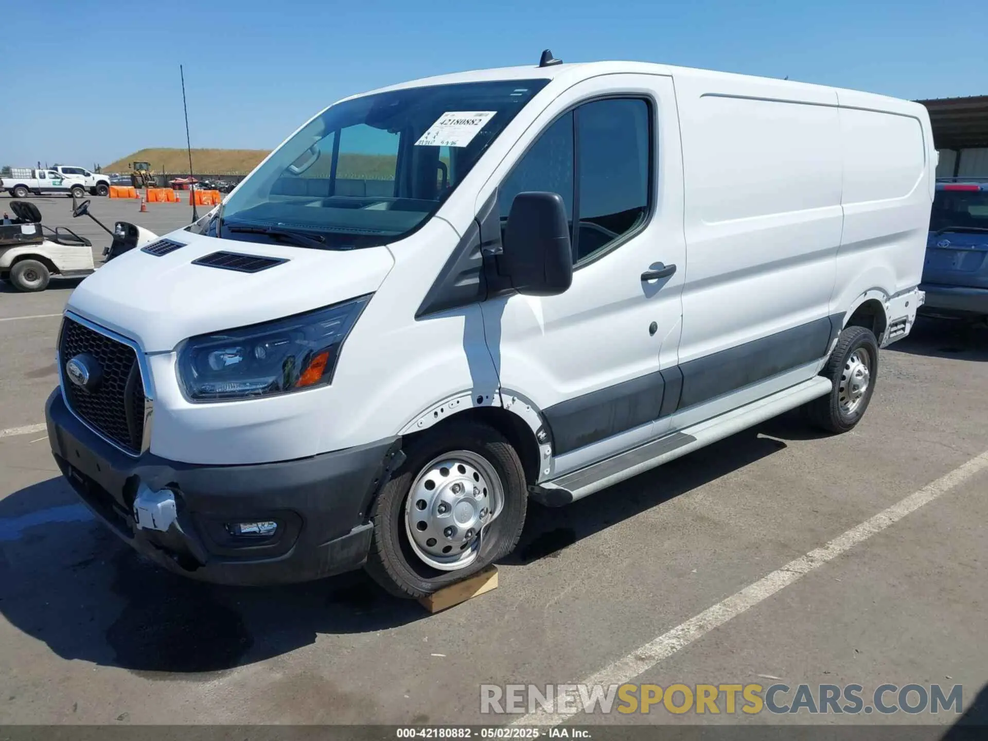 2 fotografías del automóvil dañado 1FTBR2Y84PKA44893 FORD TRANSIT-250 CARGO 2023