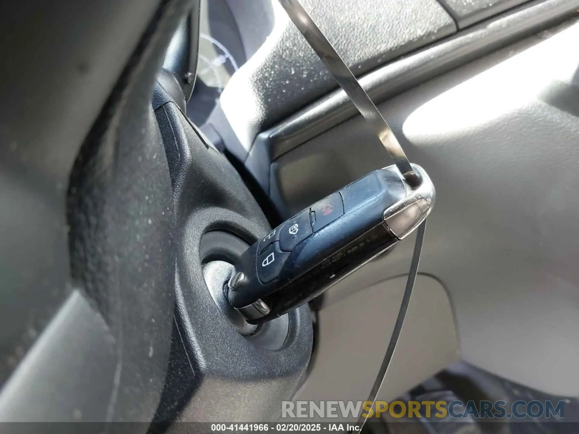 11 fotografías del automóvil dañado 1FTBR1C85LKA13051 FORD TRANSIT-250 CARGO VAN 2020