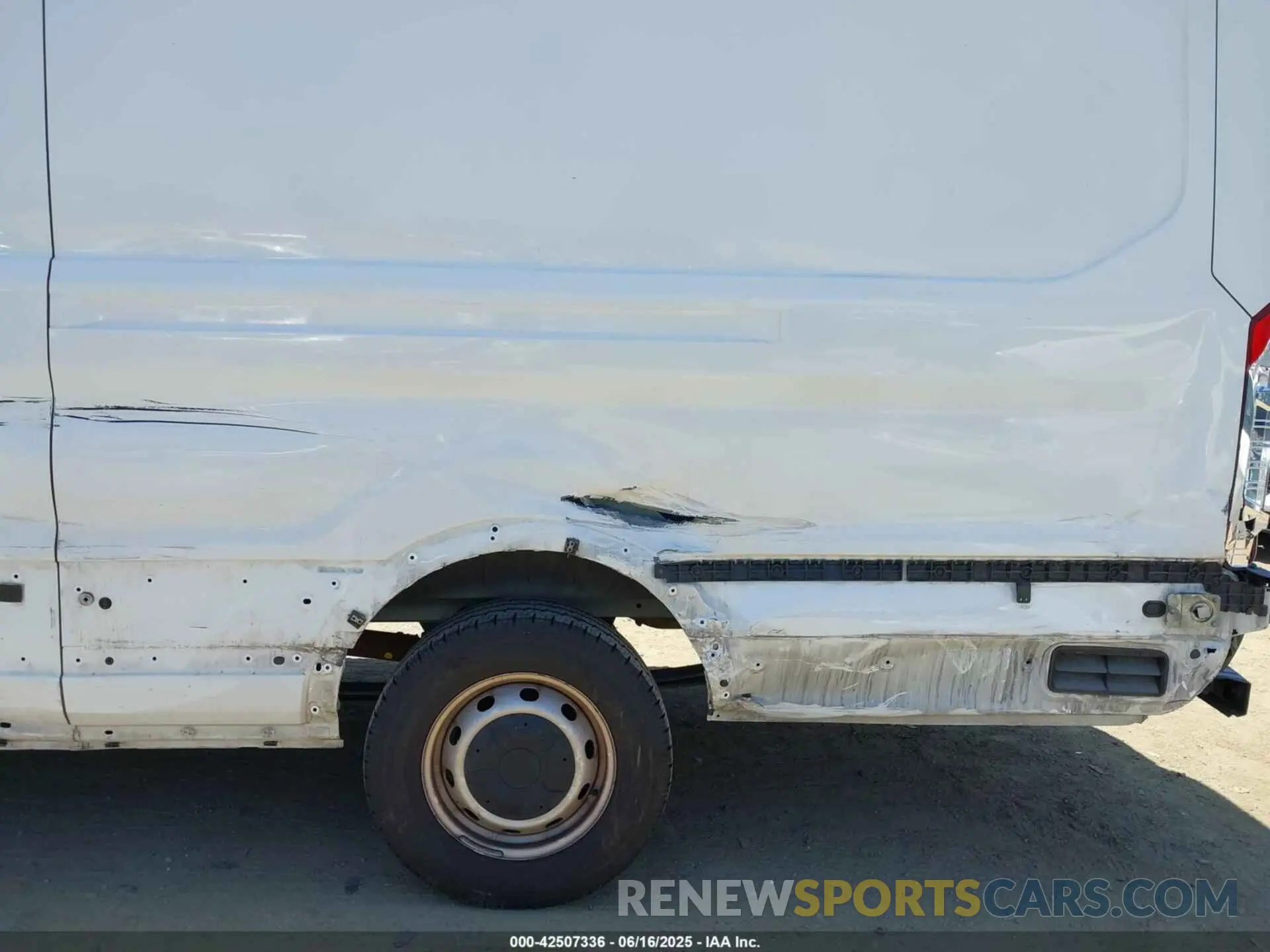 6 fotografías del automóvil dañado 1FTBR3X84LKB60788 FORD TRANSIT-250 CARGO VAN 2020