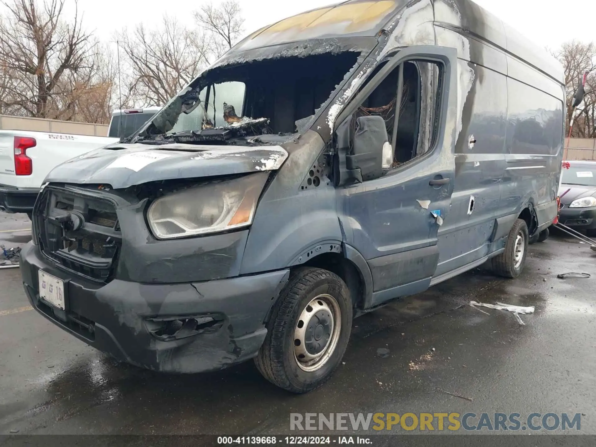 2 fotografías del automóvil dañado 1FTBR3X86LKA47926 FORD TRANSIT-250 CARGO VAN 2020