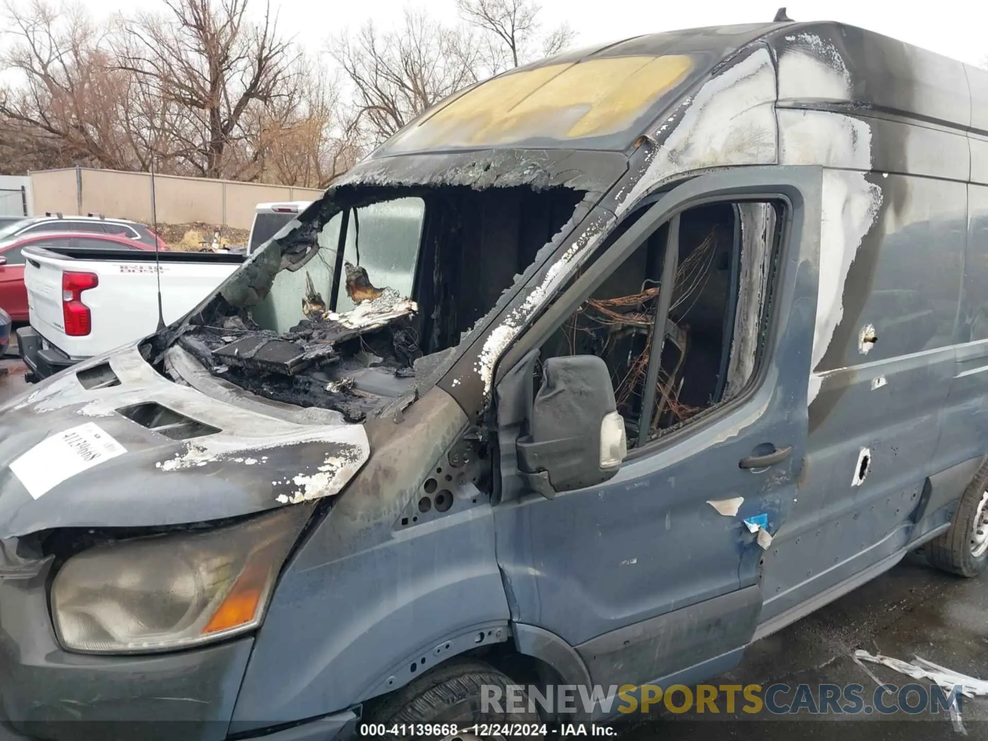 6 fotografías del automóvil dañado 1FTBR3X86LKA47926 FORD TRANSIT-250 CARGO VAN 2020