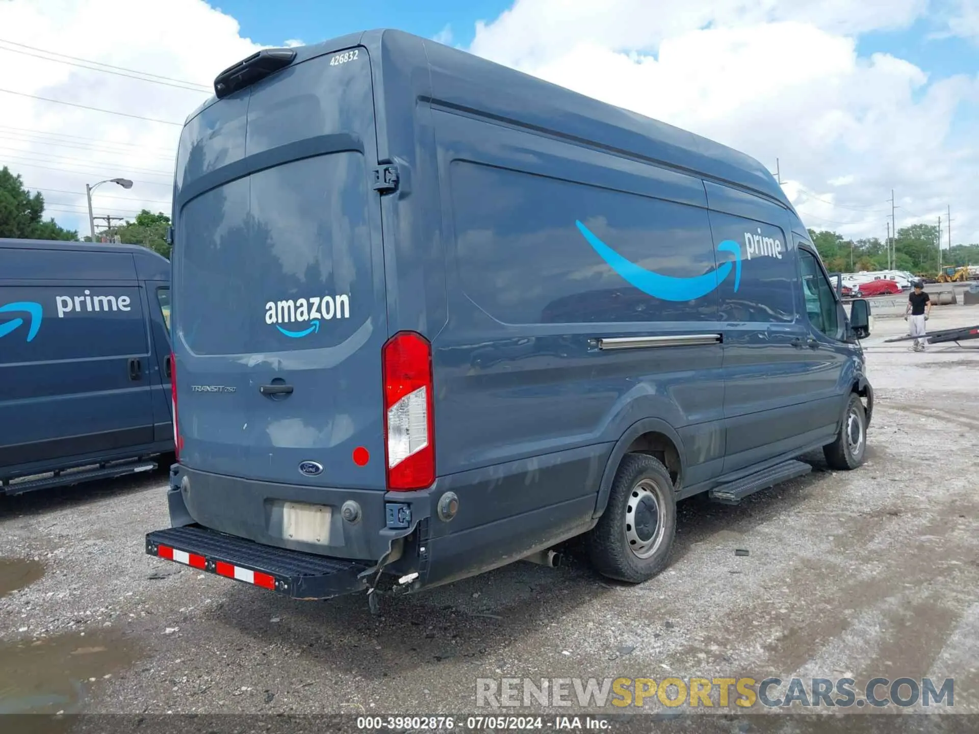 4 fotografías del automóvil dañado 1FTBR3X87LKA47501 FORD TRANSIT-250 CARGO VAN 2020