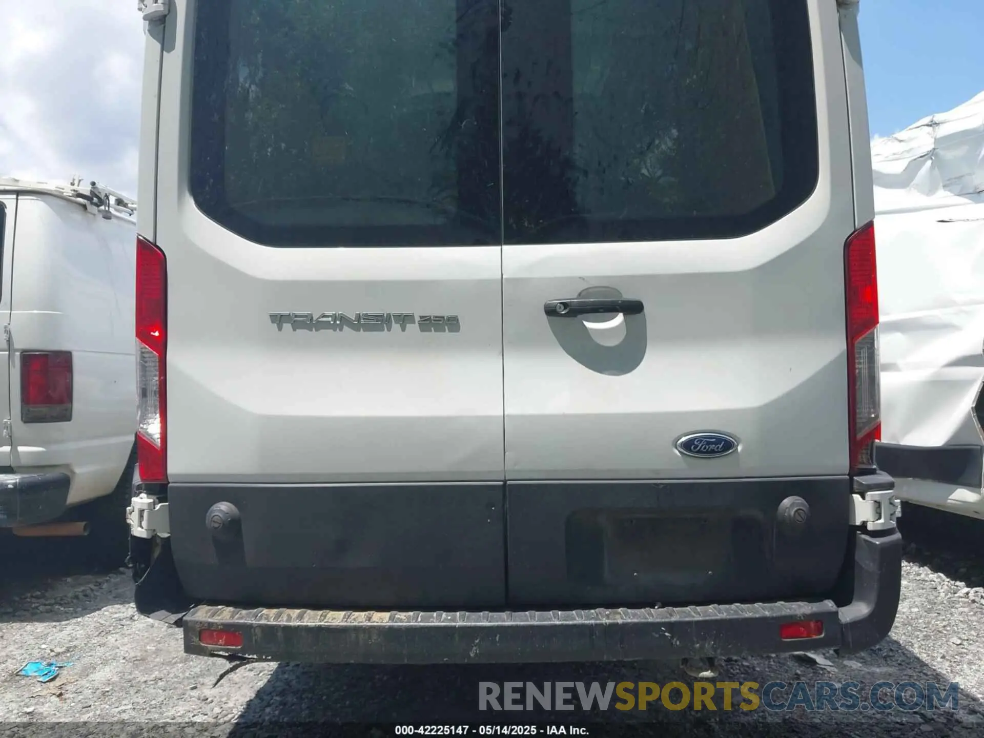 16 fotografías del automóvil dañado 1FTBR3X87LKB49722 FORD TRANSIT-250 CARGO VAN 2020