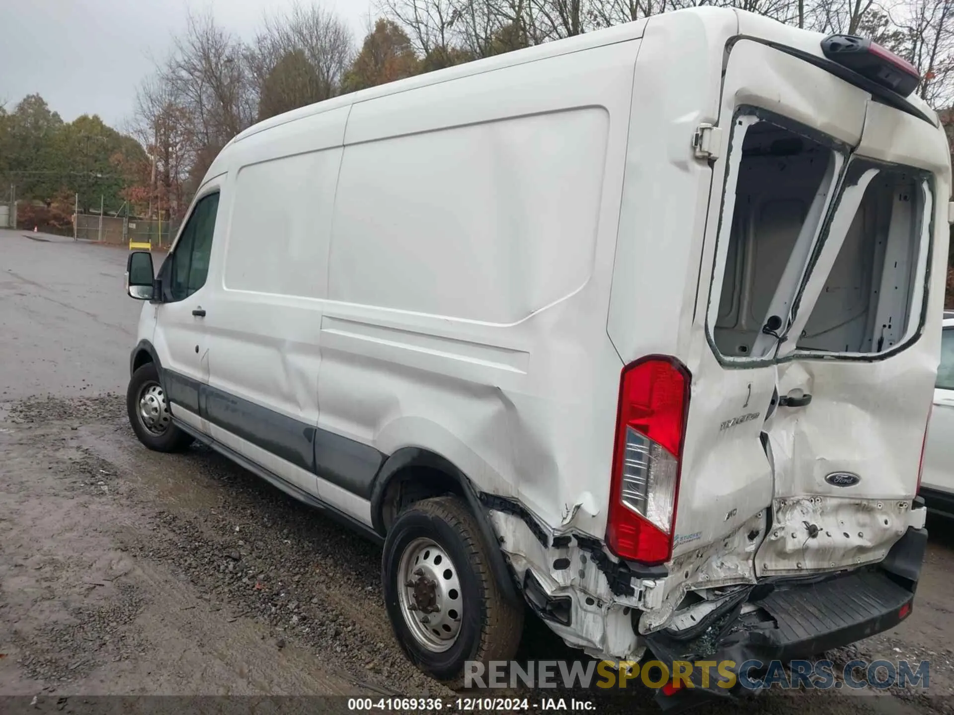 3 fotografías del automóvil dañado 1FTBR2C82MKA29523 FORD TRANSIT-250 CARGO VAN 2021
