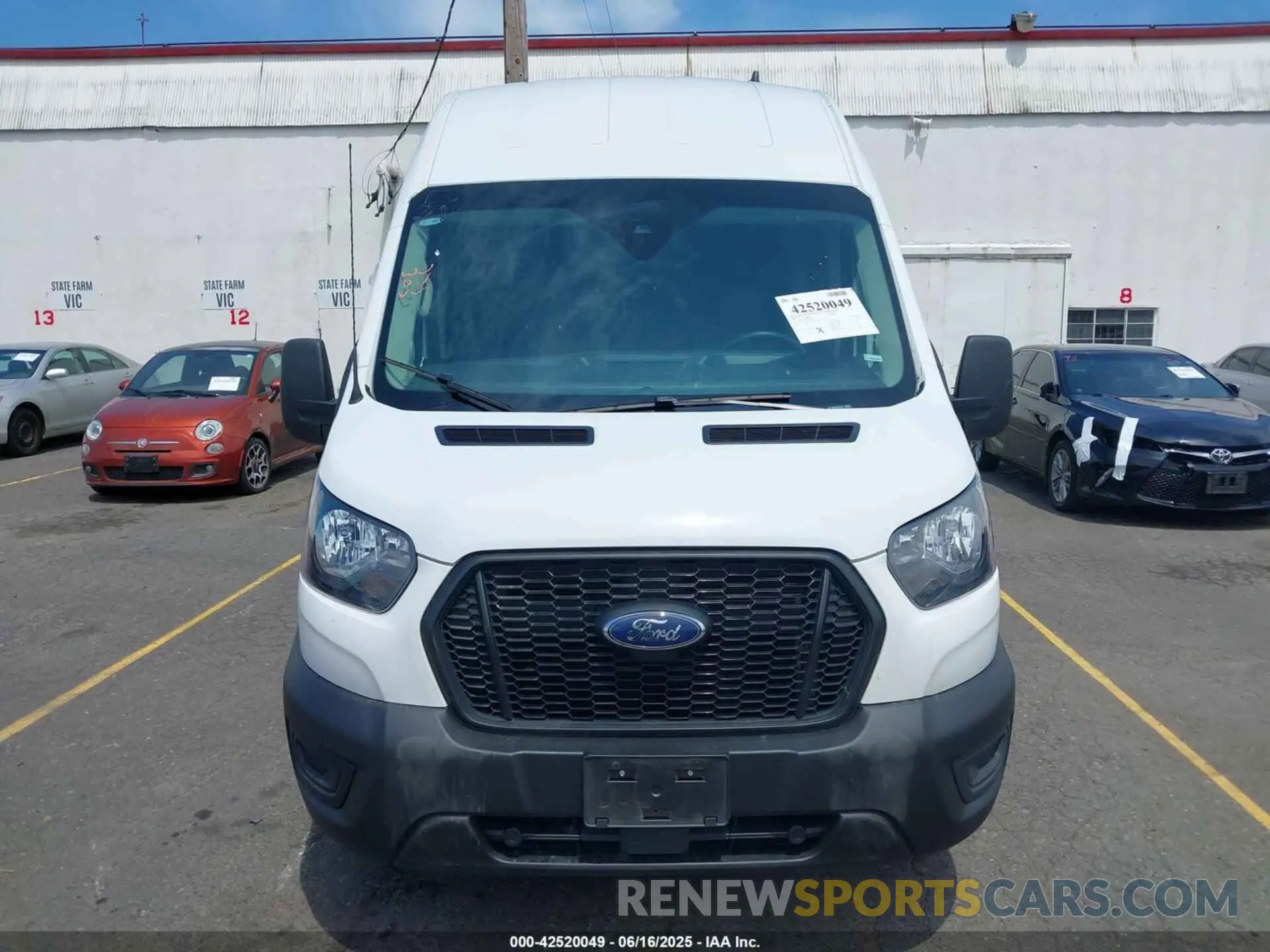 12 fotografías del automóvil dañado 1FTBR3U86PKA69175 FORD TRANSIT-250 CARGO VAN 2023