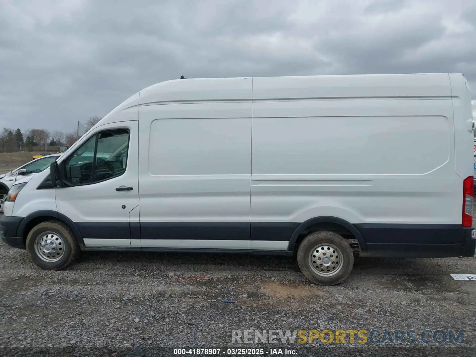 13 fotografías del automóvil dañado 1FTBR3U89PKA07396 FORD TRANSIT-250 CARGO VAN 2023