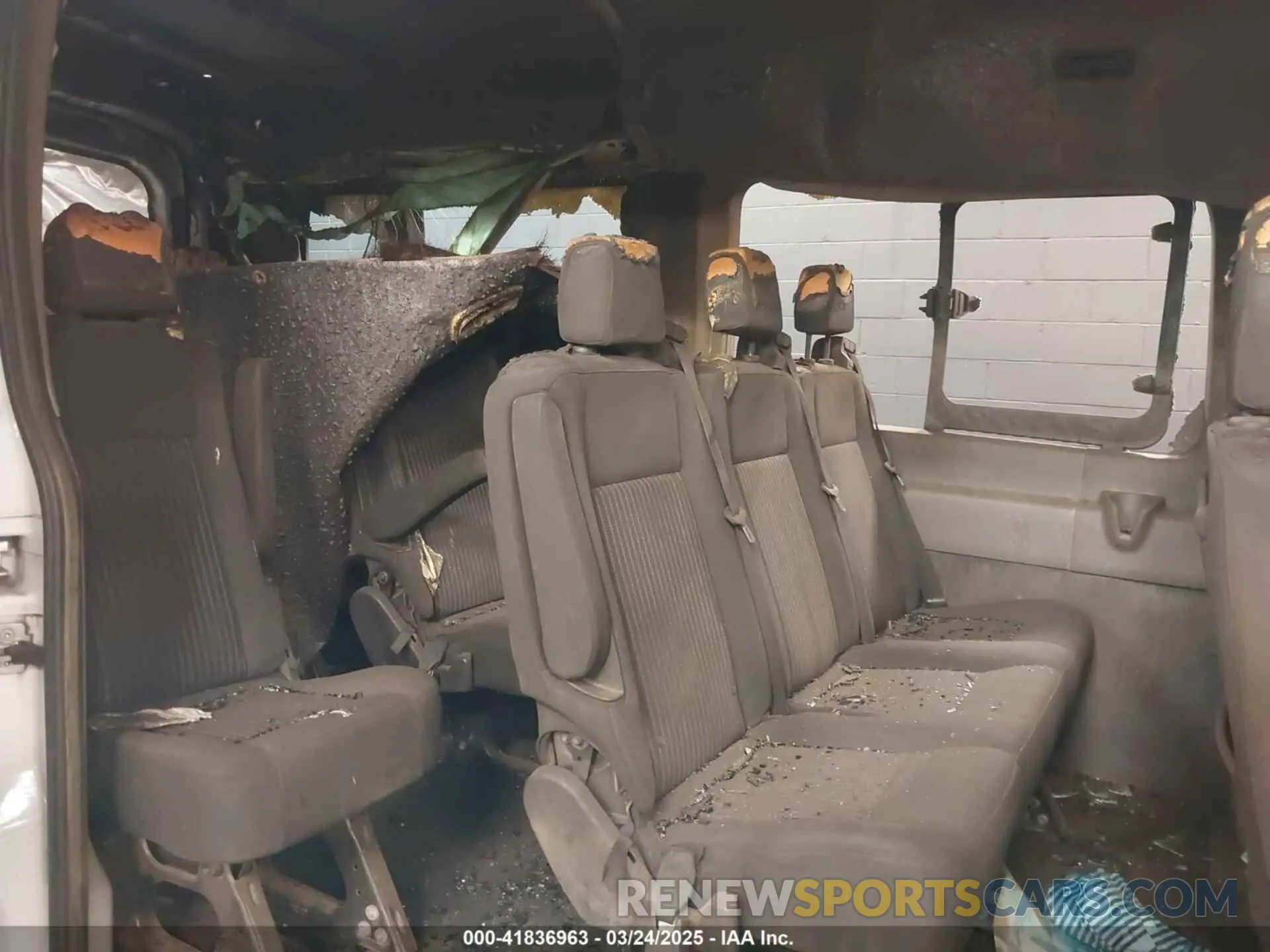 8 fotografías del automóvil dañado 1FBAX2CG7KKA34078 FORD TRANSIT-350 2019