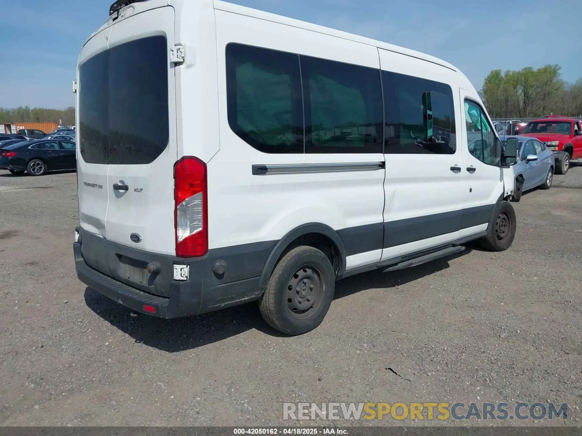 4 fotografías del automóvil dañado 1FBAX2CM3KKB43496 FORD TRANSIT-350 2019