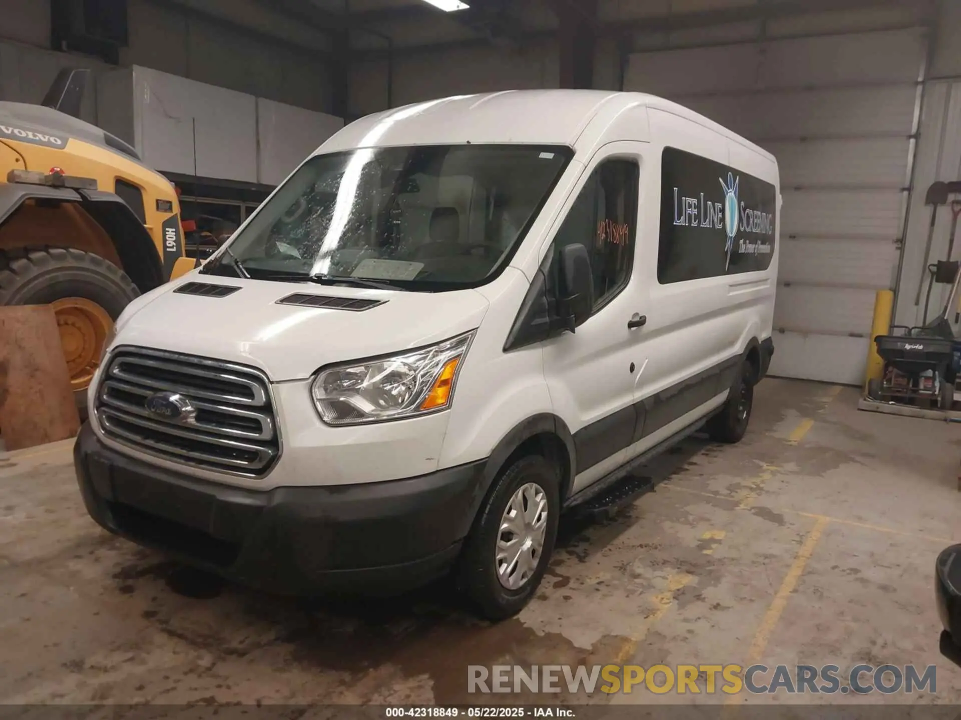 2 fotografías del automóvil dañado 1FBZX2CG1KKA20728 FORD TRANSIT-350 2019
