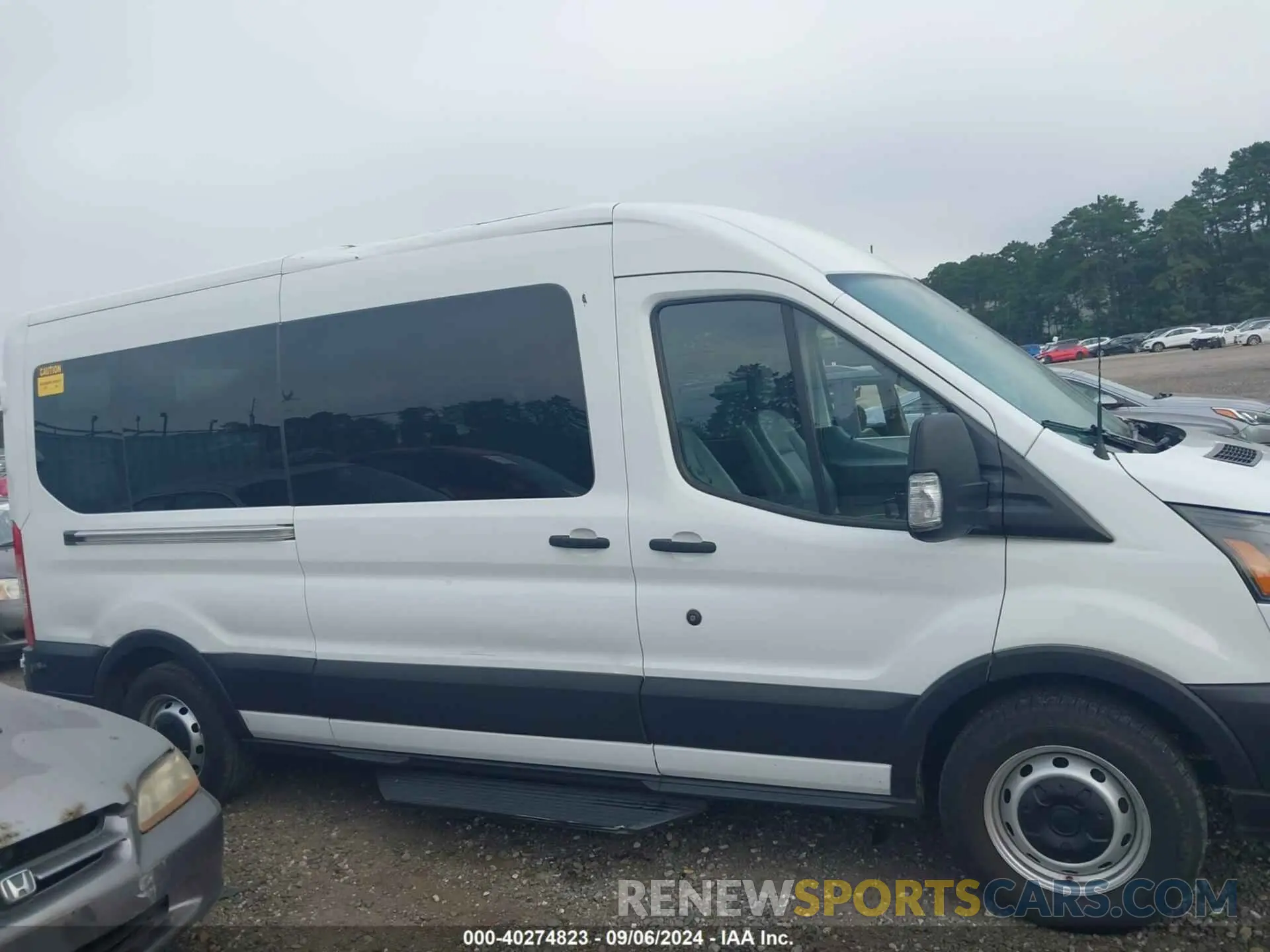 13 fotografías del automóvil dañado 1FBZX2CM9KKA25228 FORD TRANSIT-350 2019