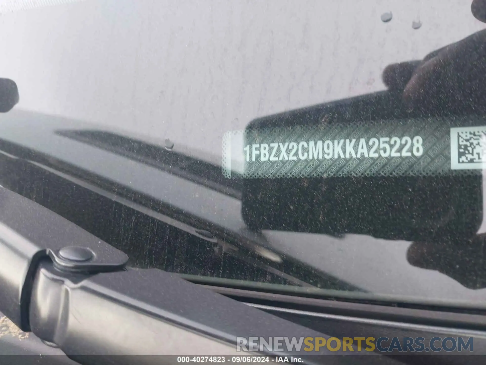 17 fotografías del automóvil dañado 1FBZX2CM9KKA25228 FORD TRANSIT-350 2019