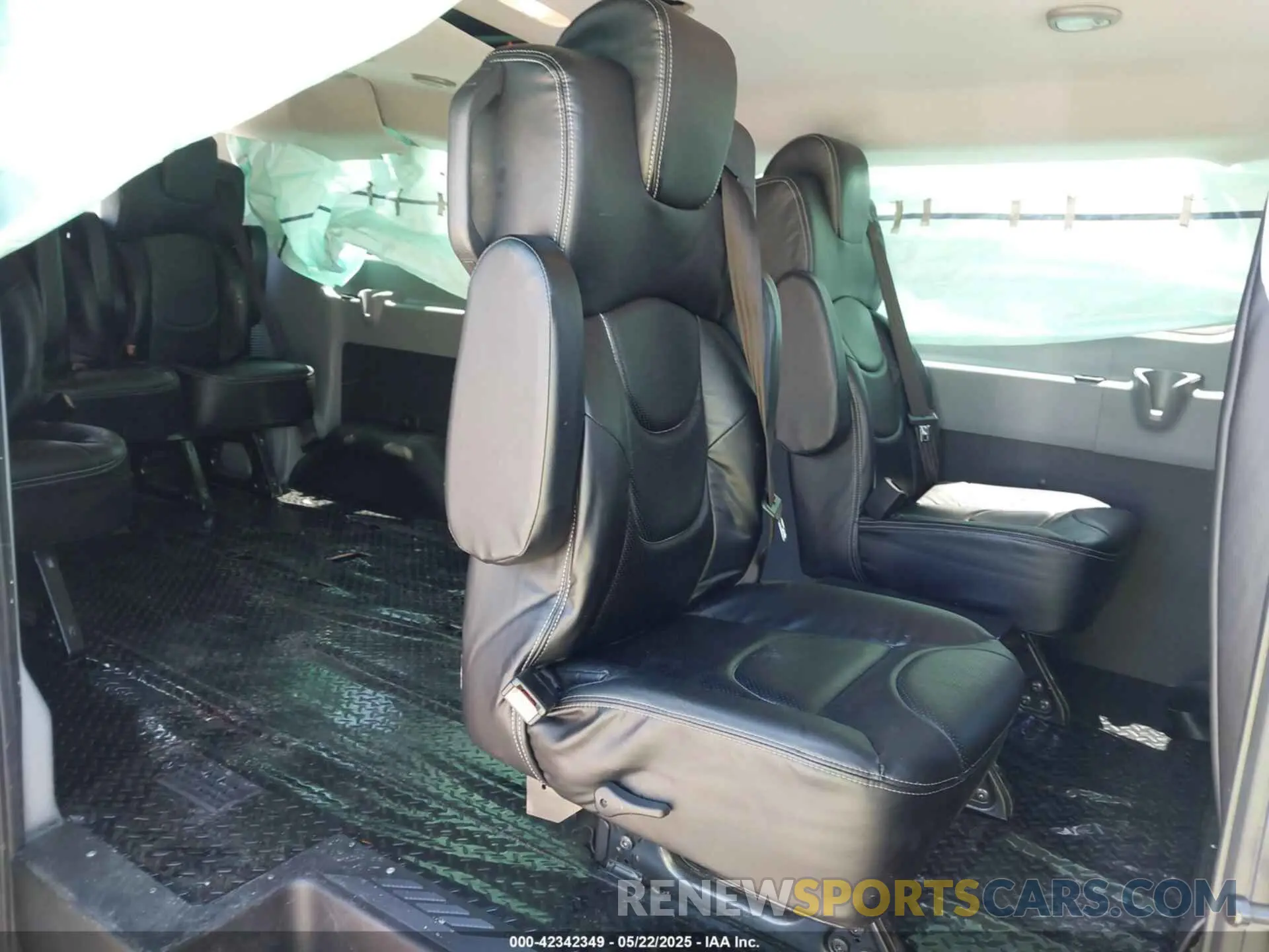8 fotografías del automóvil dañado 1FBZX2YM2KKA61349 FORD TRANSIT-350 2019