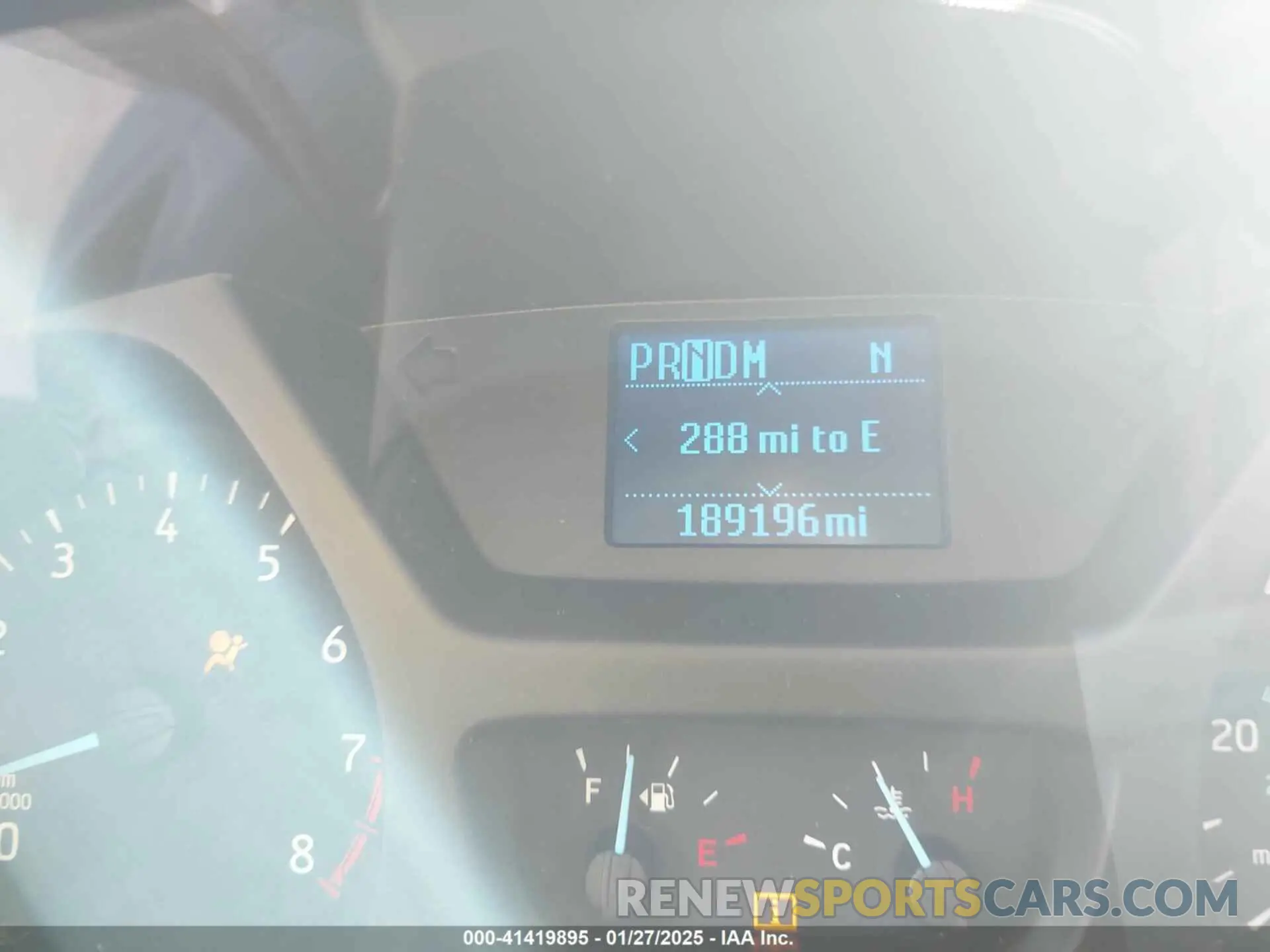 14 fotografías del automóvil dañado 1FBZX2YM2KKA81620 FORD TRANSIT-350 2019