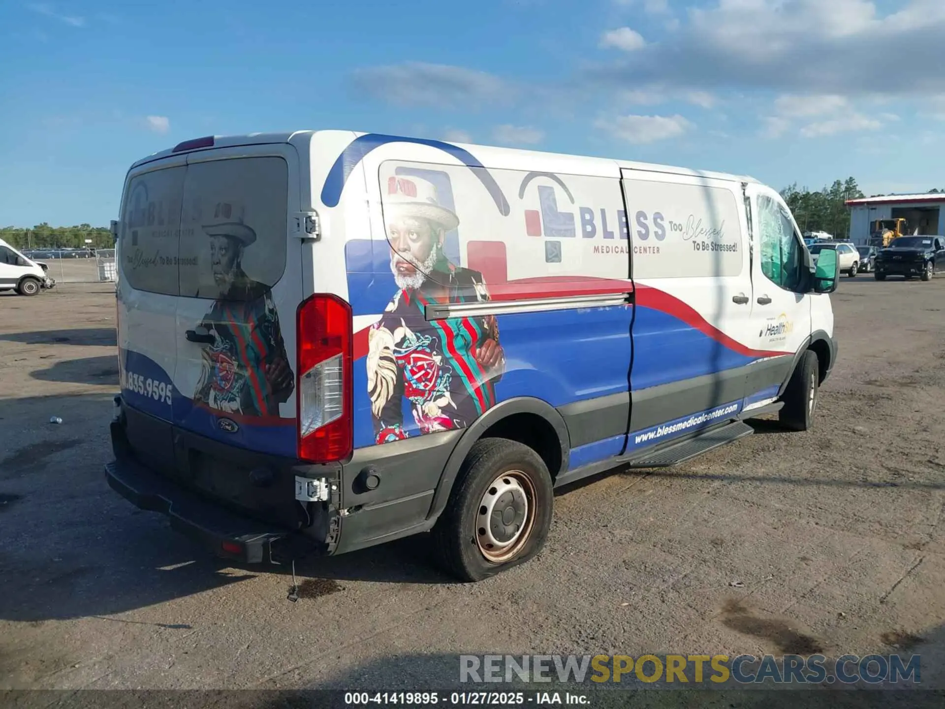 4 fotografías del automóvil dañado 1FBZX2YM2KKA81620 FORD TRANSIT-350 2019