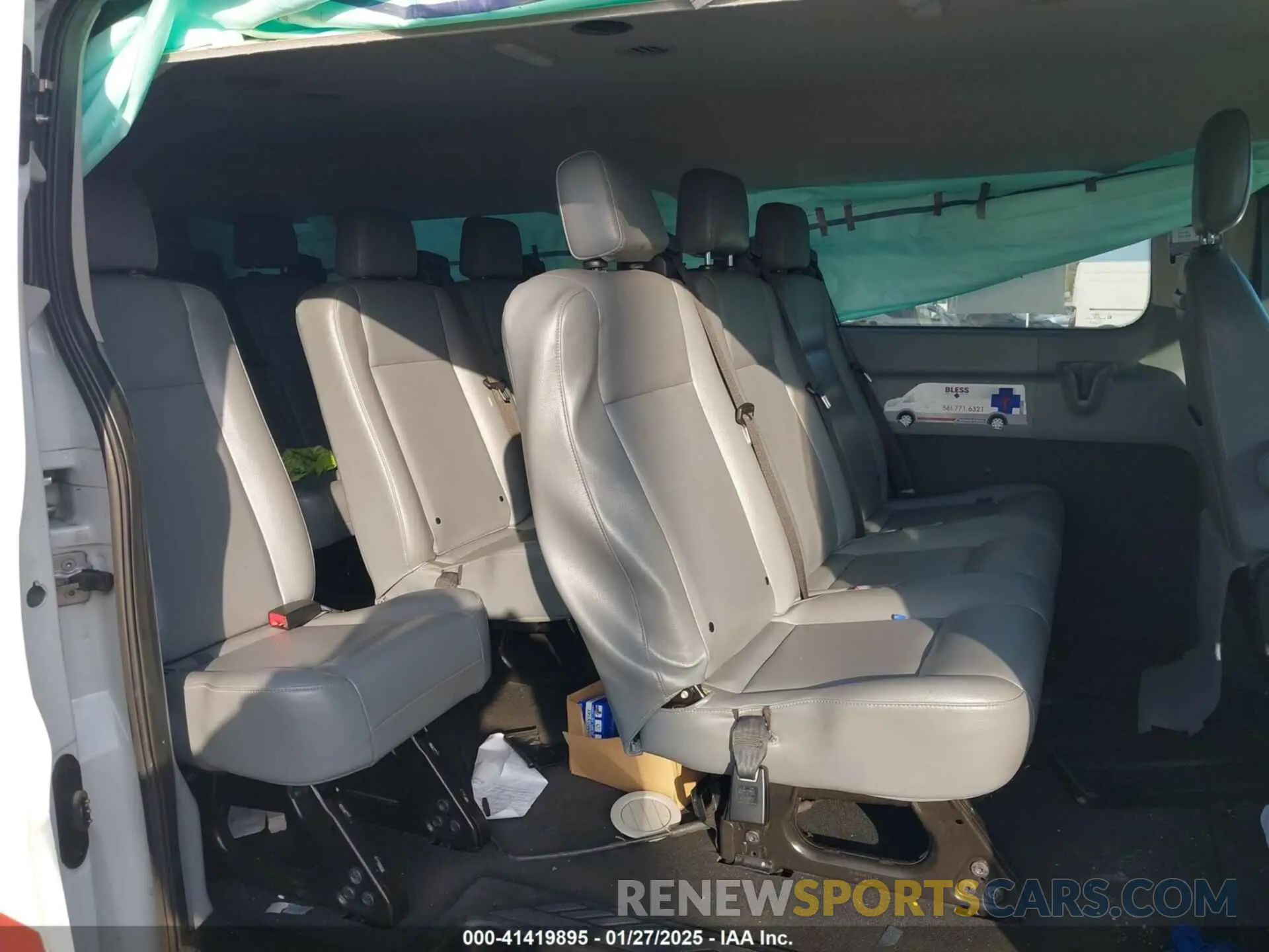 8 fotografías del automóvil dañado 1FBZX2YM2KKA81620 FORD TRANSIT-350 2019