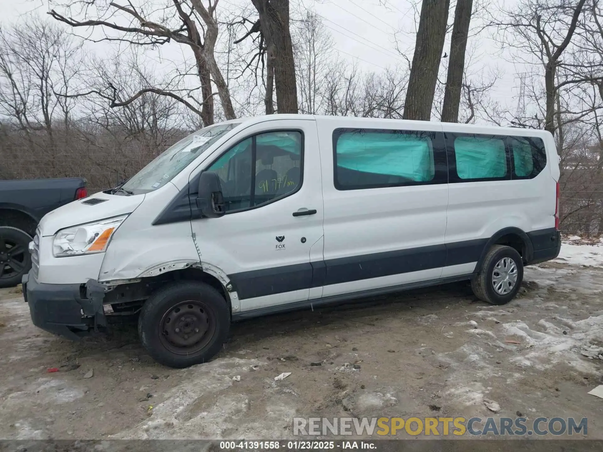 14 fotografías del automóvil dañado 1FBZX2YM8KKA48539 FORD TRANSIT-350 2019