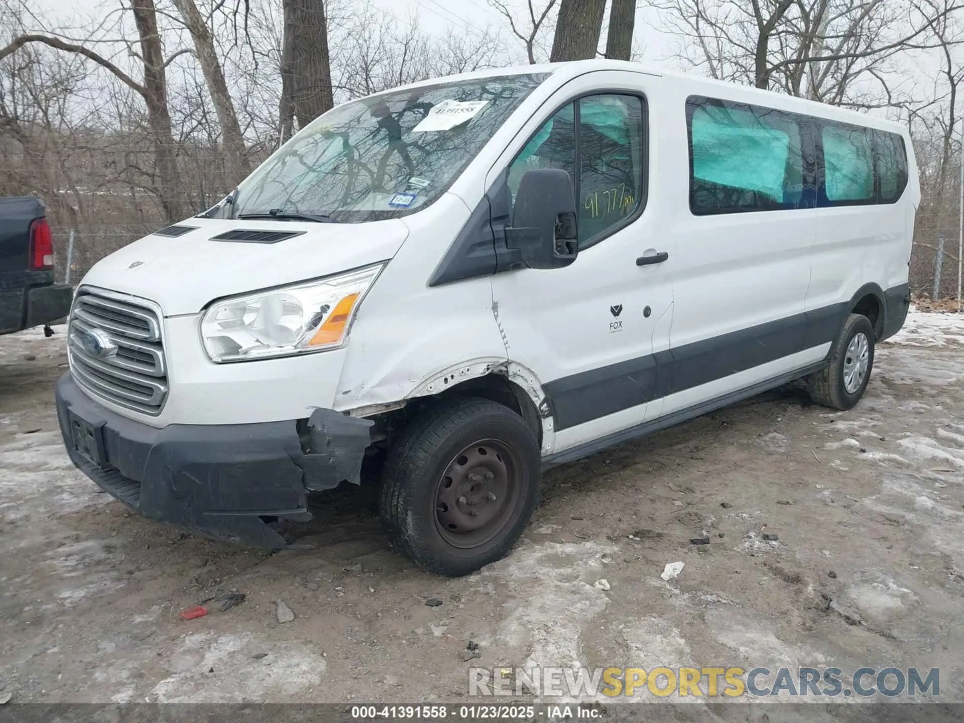 2 fotografías del automóvil dañado 1FBZX2YM8KKA48539 FORD TRANSIT-350 2019