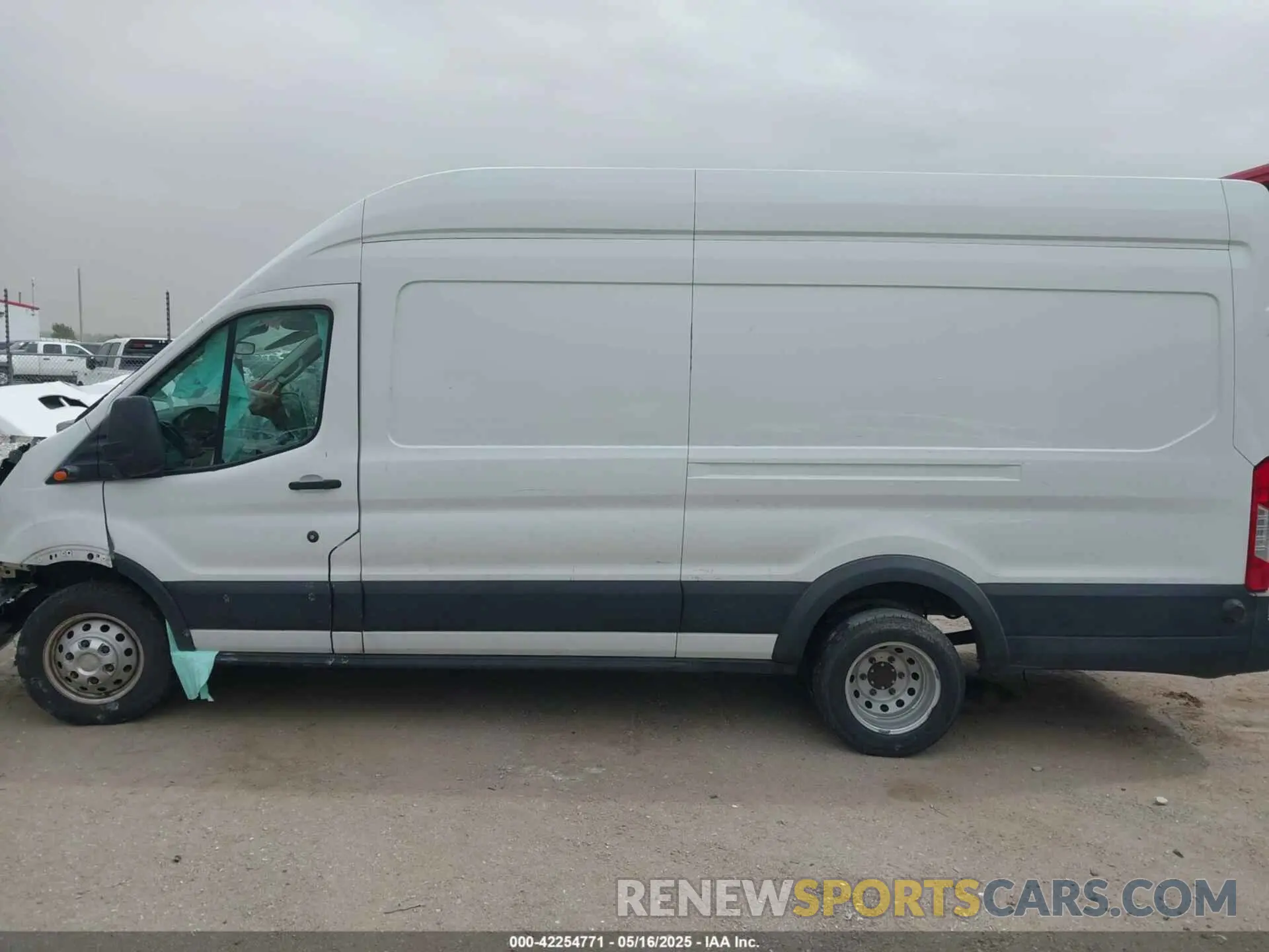 13 fotografías del automóvil dañado 1FTBF4XV6KKA58847 FORD TRANSIT-350 2019