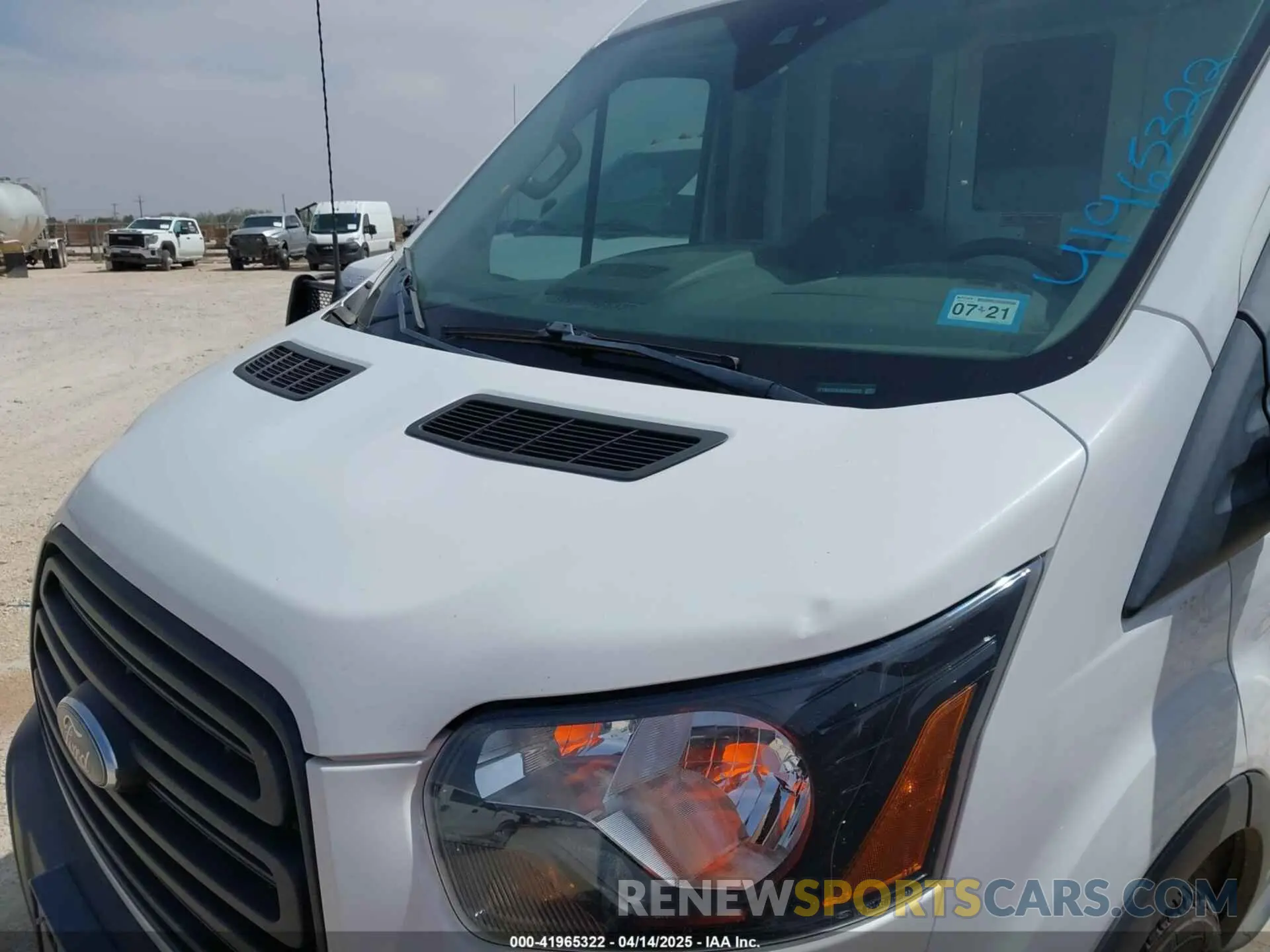 6 fotografías del automóvil dañado 1FTBW2CM3KKB42223 FORD TRANSIT-350 2019