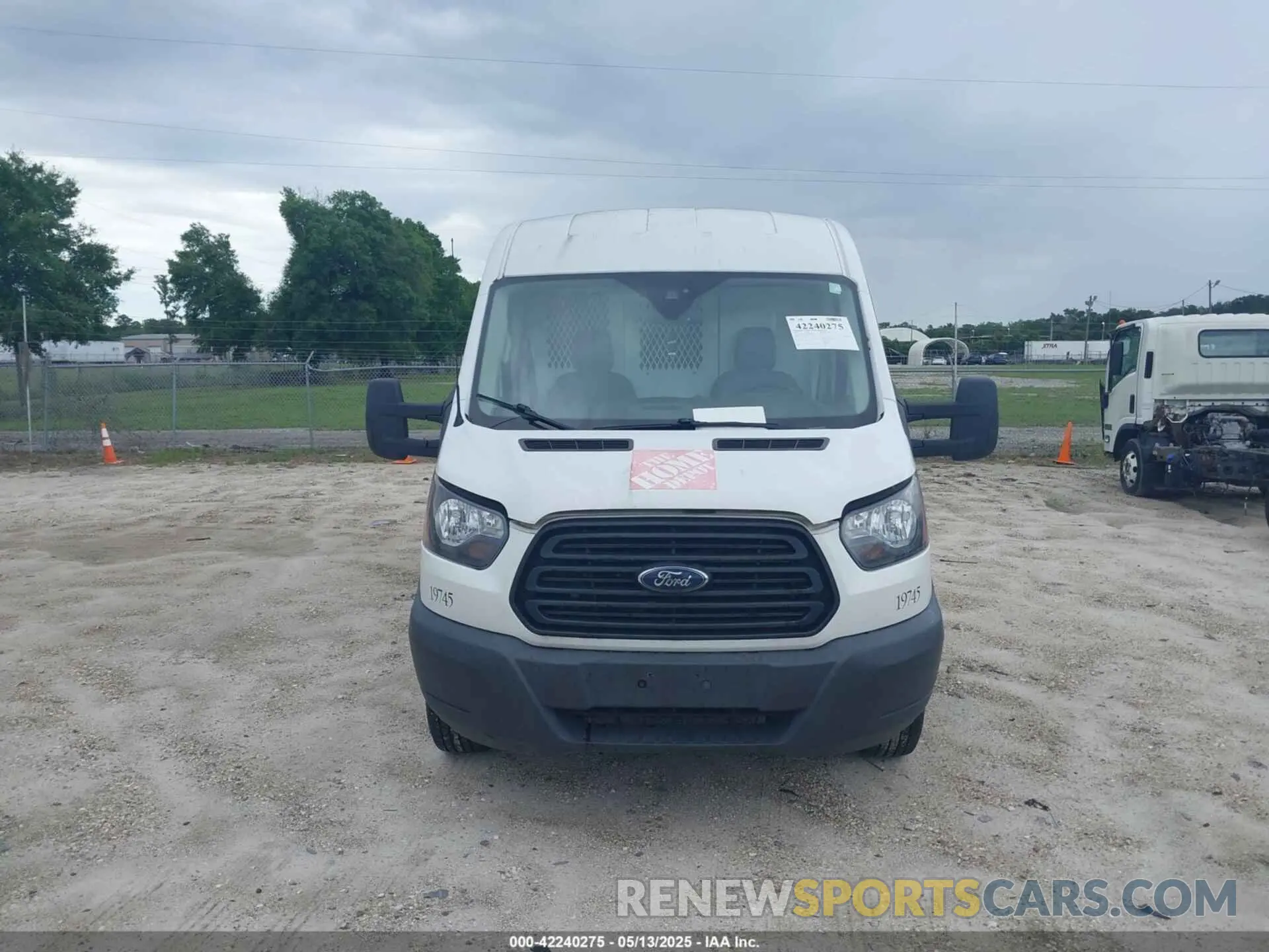 12 fotografías del automóvil dañado 1FTBW2CM3KKB73018 FORD TRANSIT-350 2019