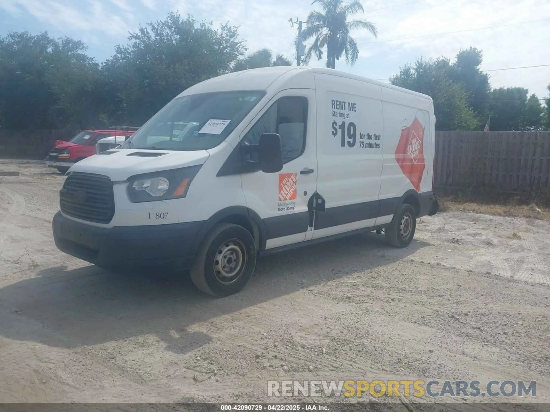 2 fotografías del automóvil dañado 1FTBW2CM8KKB73080 FORD TRANSIT-350 2019