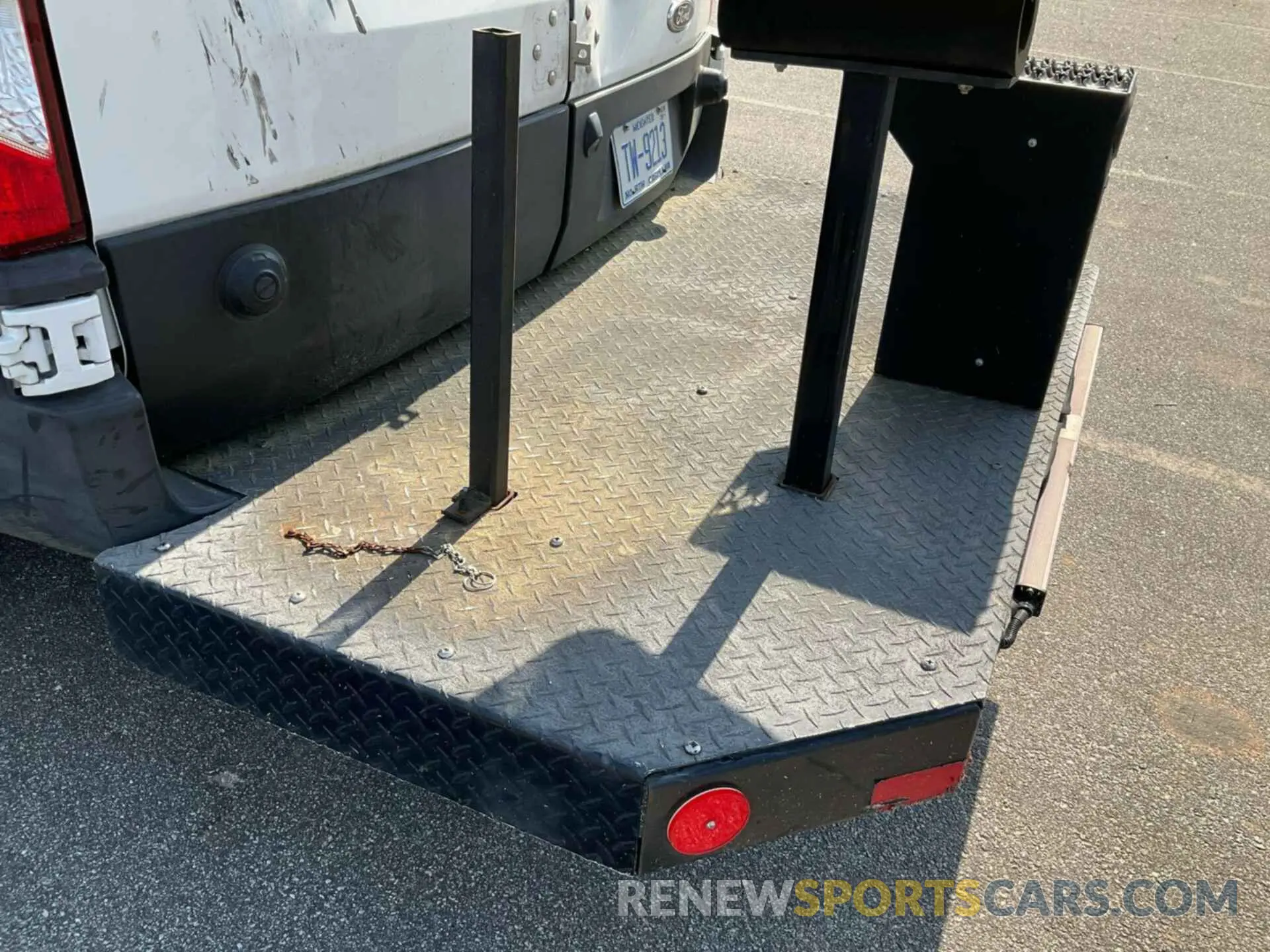 24 fotografías del automóvil dañado 1FTBW2YM1KKA29394 FORD TRANSIT-350 2019