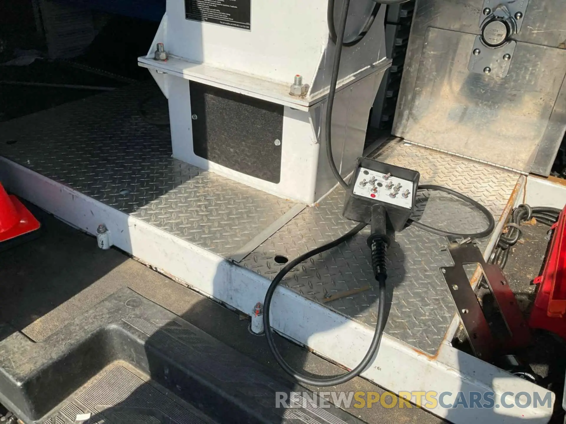 27 fotografías del automóvil dañado 1FTBW2YM1KKA29394 FORD TRANSIT-350 2019