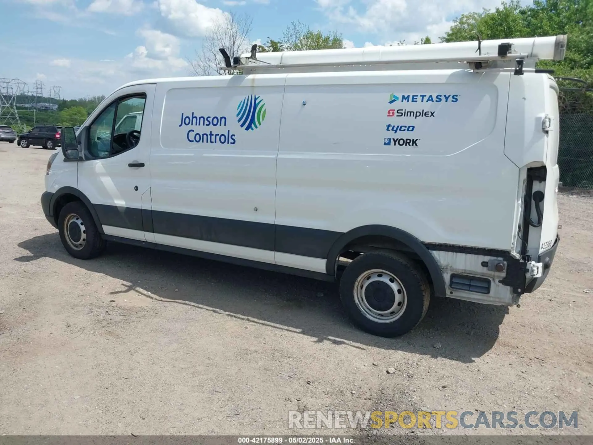 3 fotografías del automóvil dañado 1FTBW2YMXKKA24193 FORD TRANSIT-350 2019