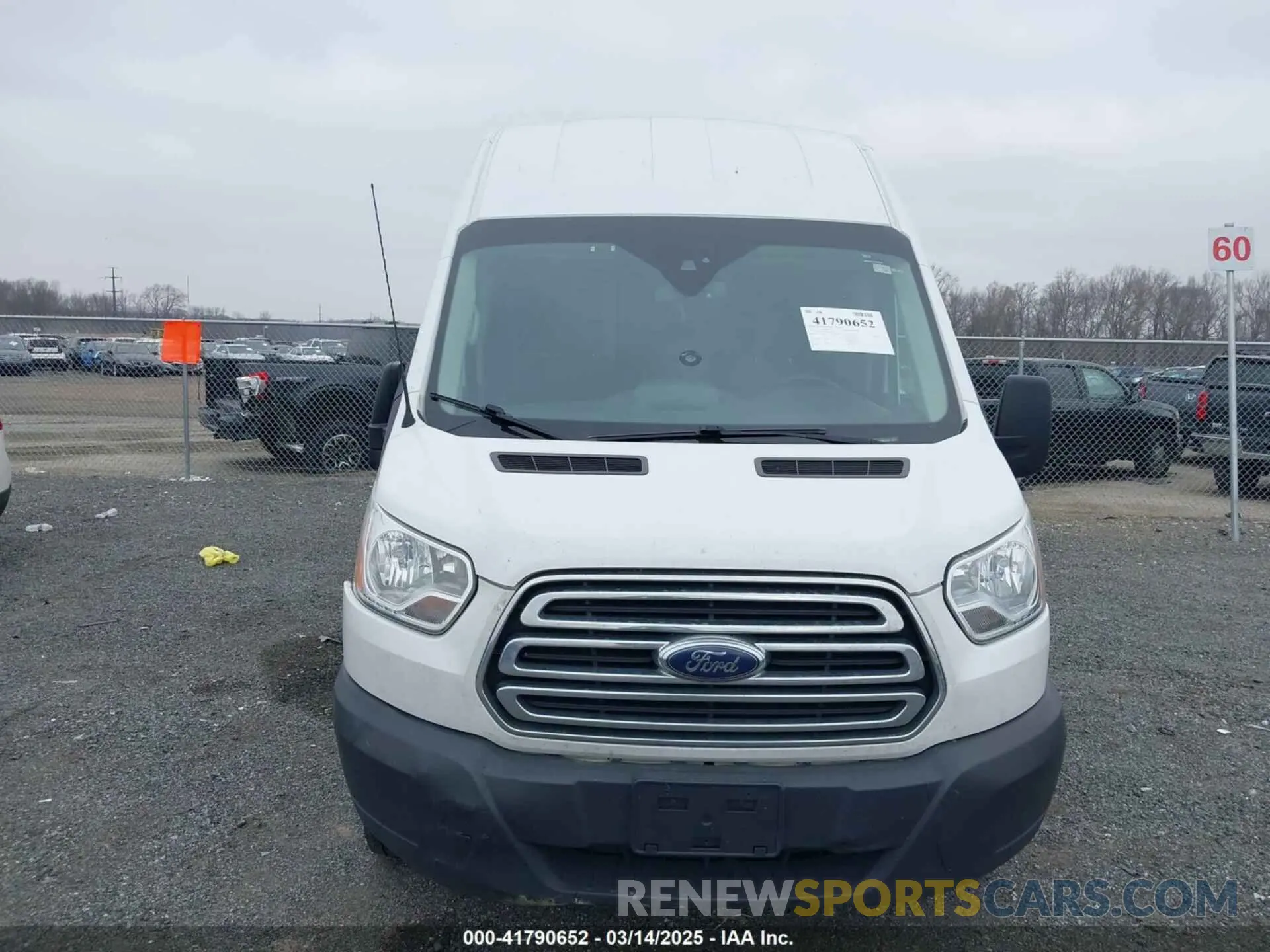 12 fotografías del automóvil dañado 1FTBW3XG6KKA58407 FORD TRANSIT-350 2019