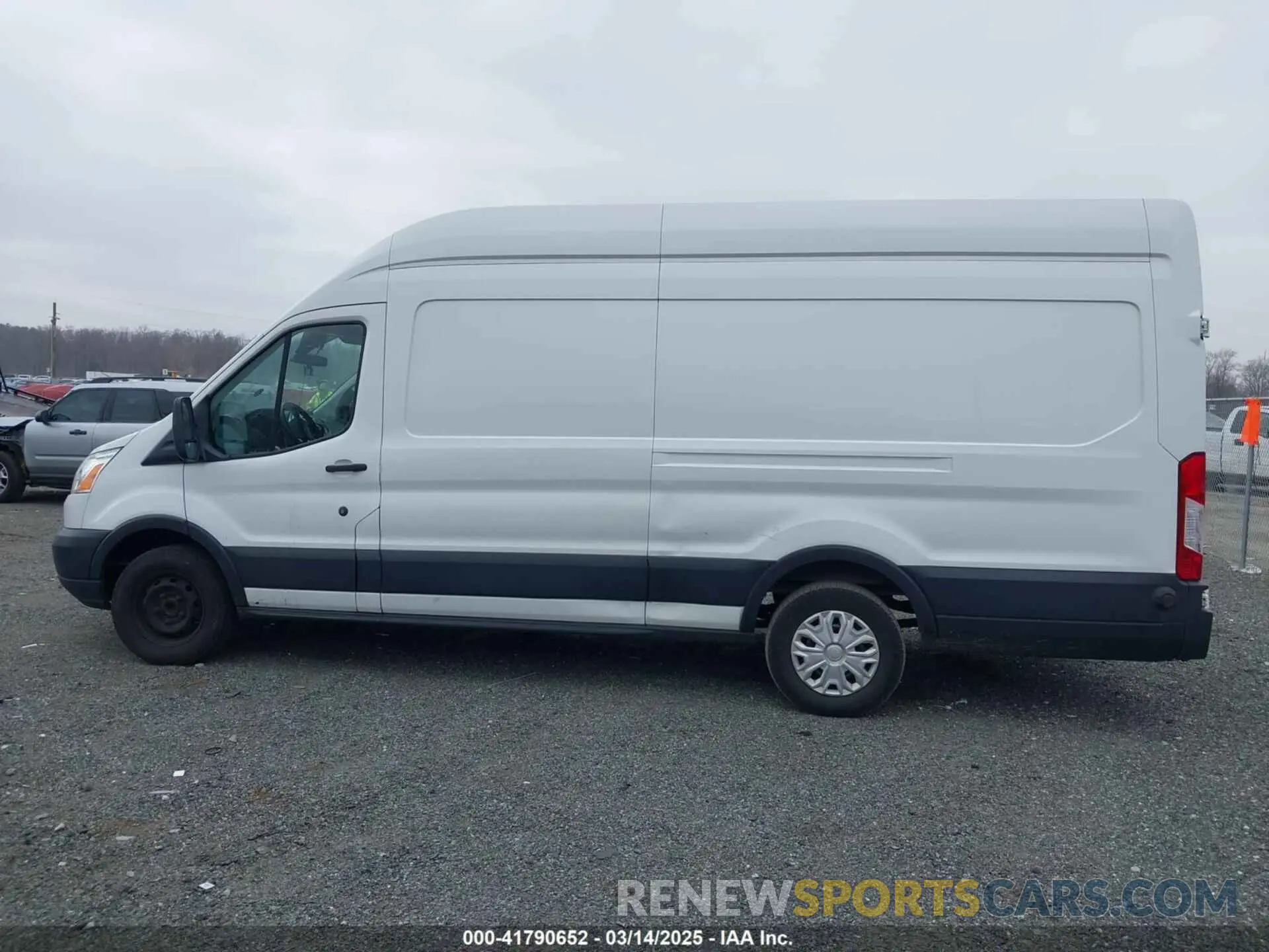 14 fotografías del automóvil dañado 1FTBW3XG6KKA58407 FORD TRANSIT-350 2019