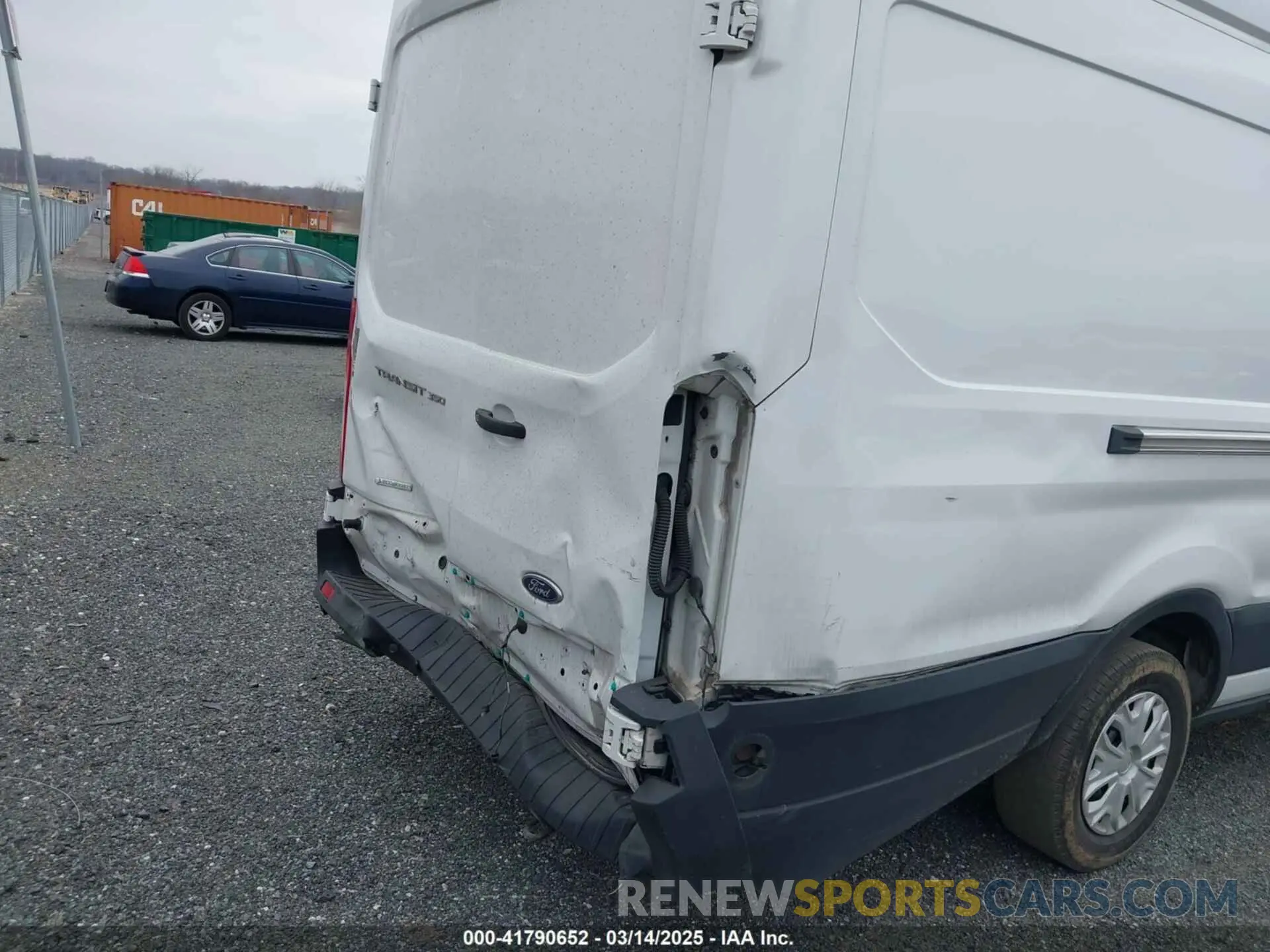 6 fotografías del automóvil dañado 1FTBW3XG6KKA58407 FORD TRANSIT-350 2019