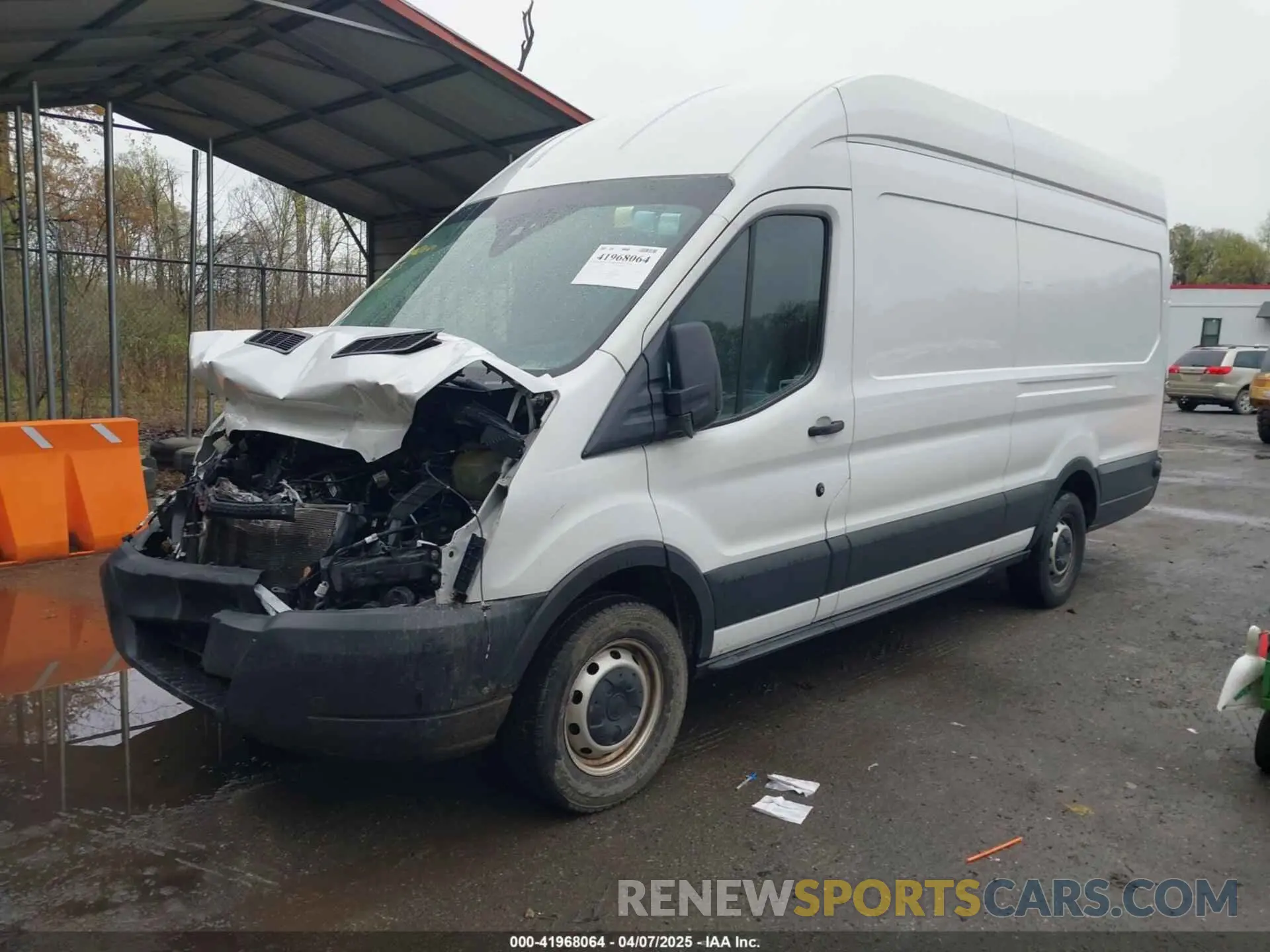 2 fotografías del automóvil dañado 1FTBW3XMXKKA04517 FORD TRANSIT-350 2019