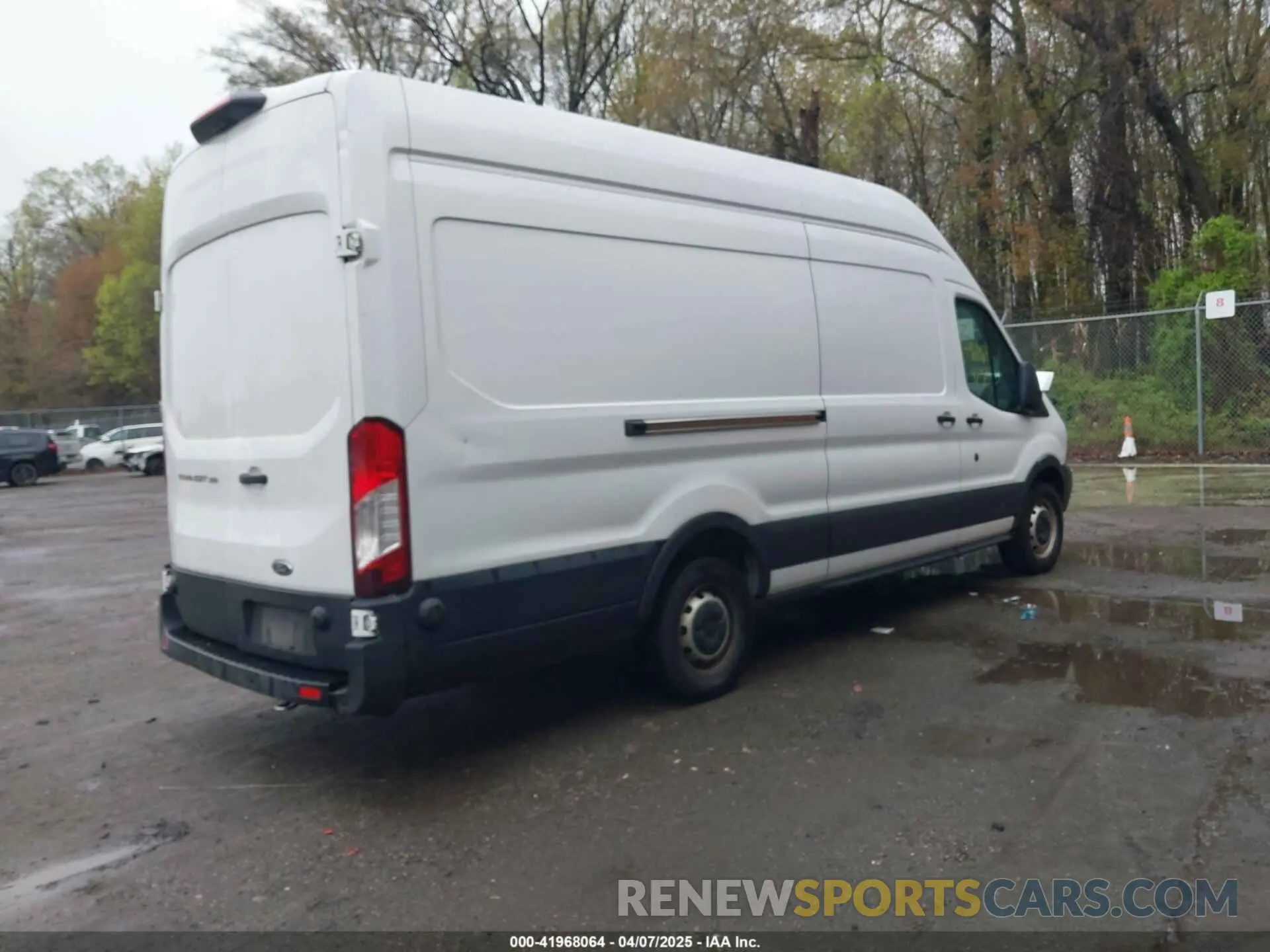 4 fotografías del automóvil dañado 1FTBW3XMXKKA04517 FORD TRANSIT-350 2019
