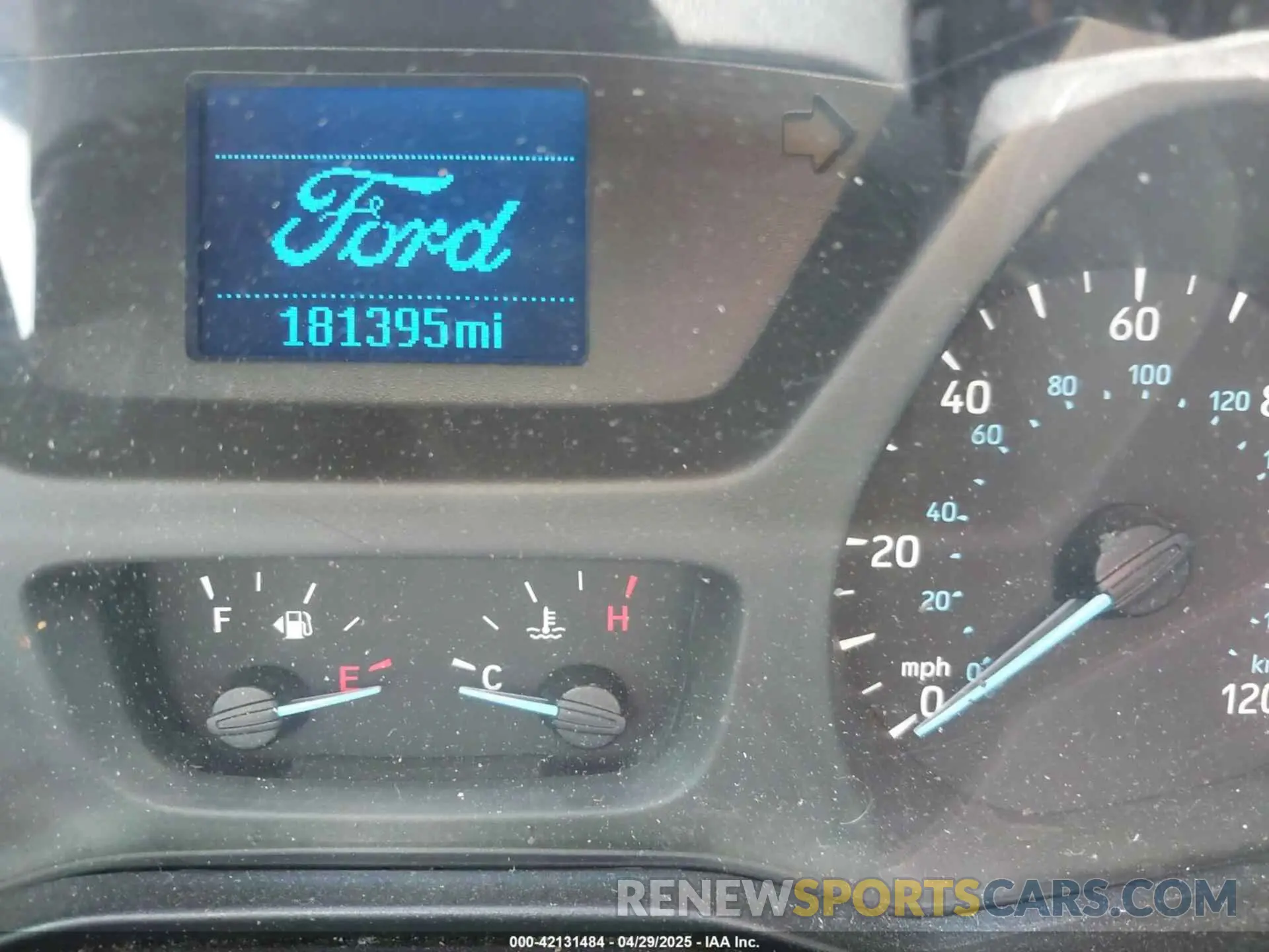 16 fotografías del automóvil dañado 1FTBW3XMXKKB74344 FORD TRANSIT-350 2019