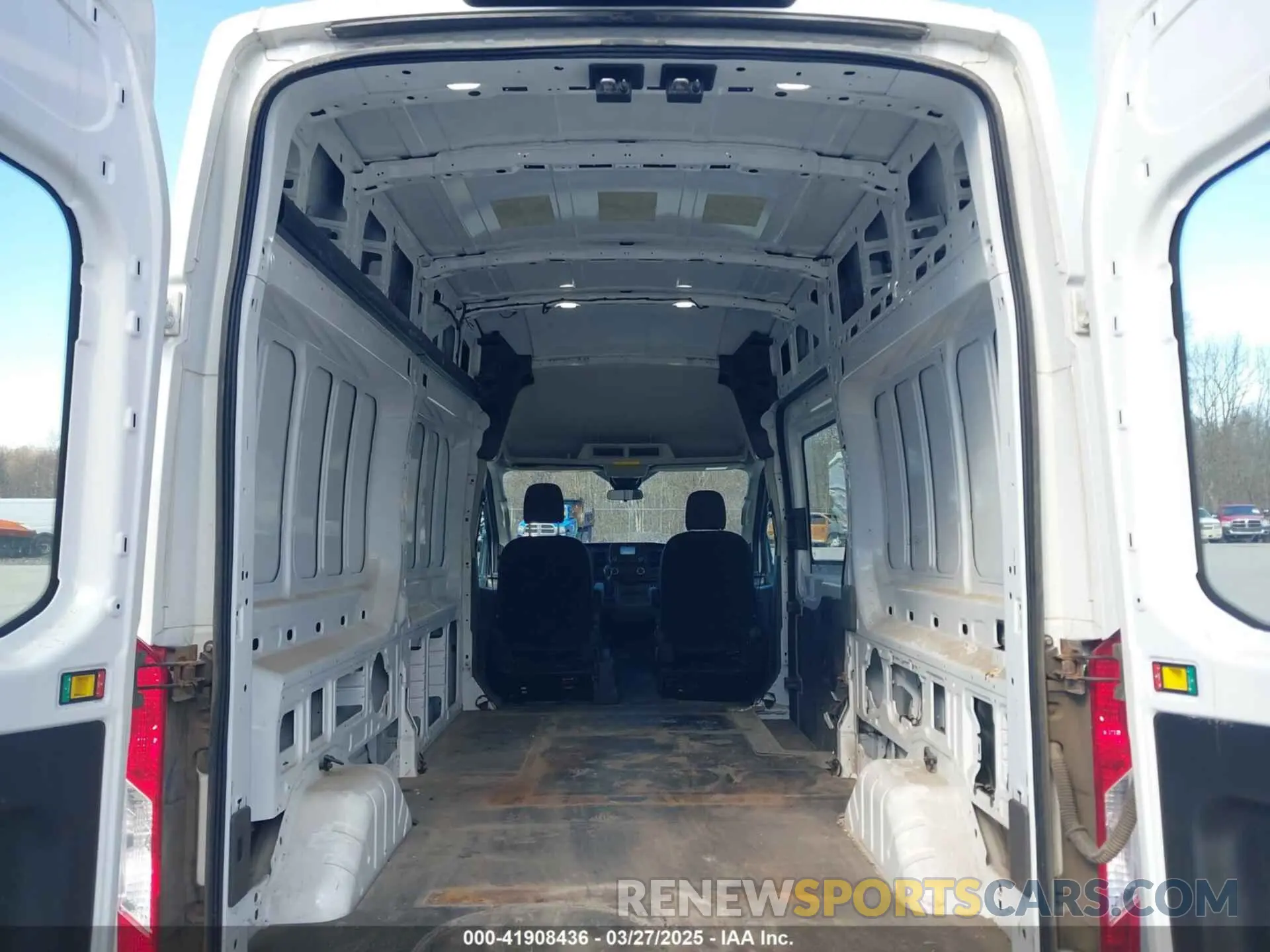 17 fotografías del automóvil dañado 1FTBW1XG1LKB38767 FORD TRANSIT-350 2020