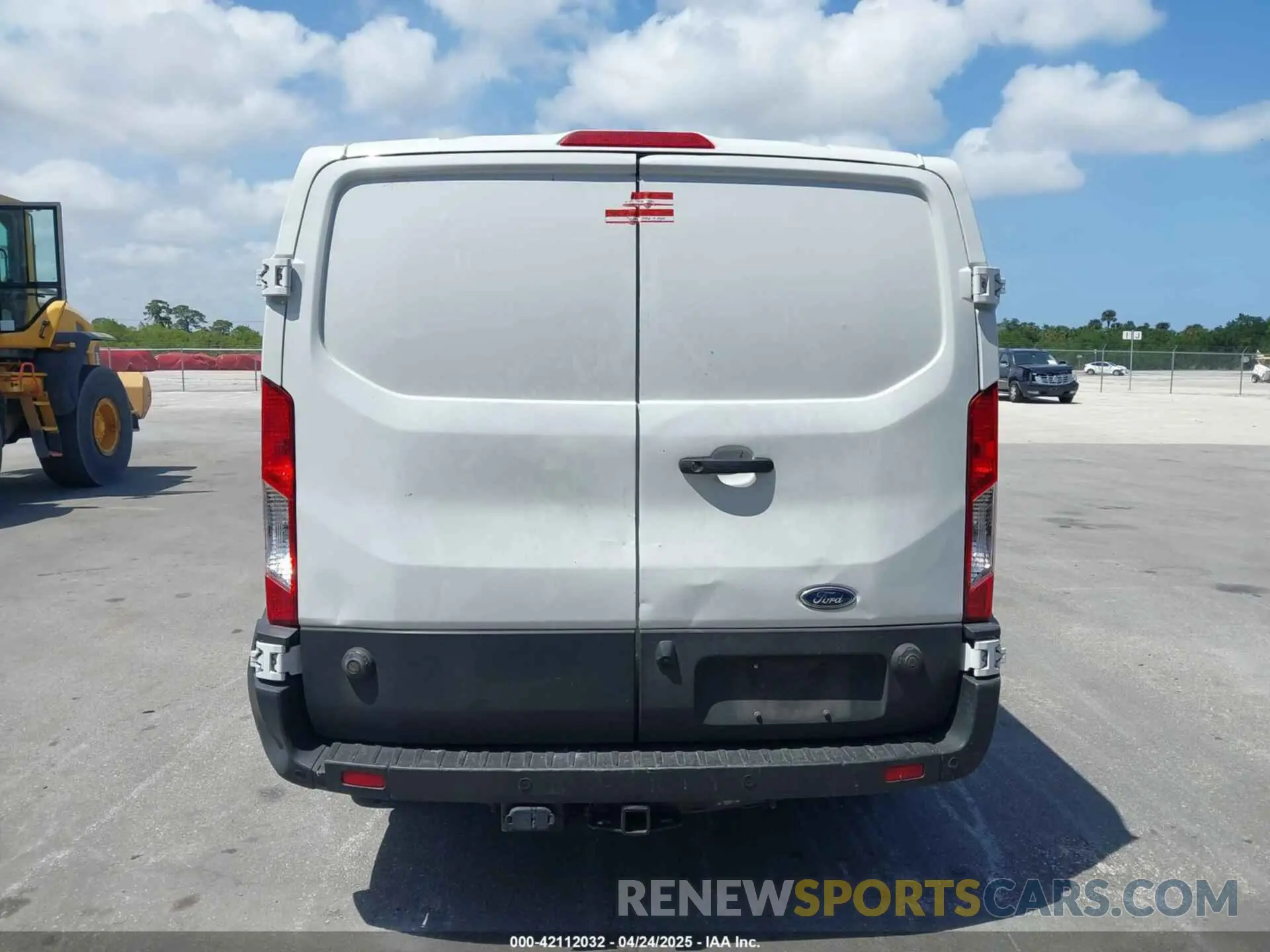 16 fotografías del automóvil dañado 1FTBW1Y87LKA52662 FORD TRANSIT-350 2020