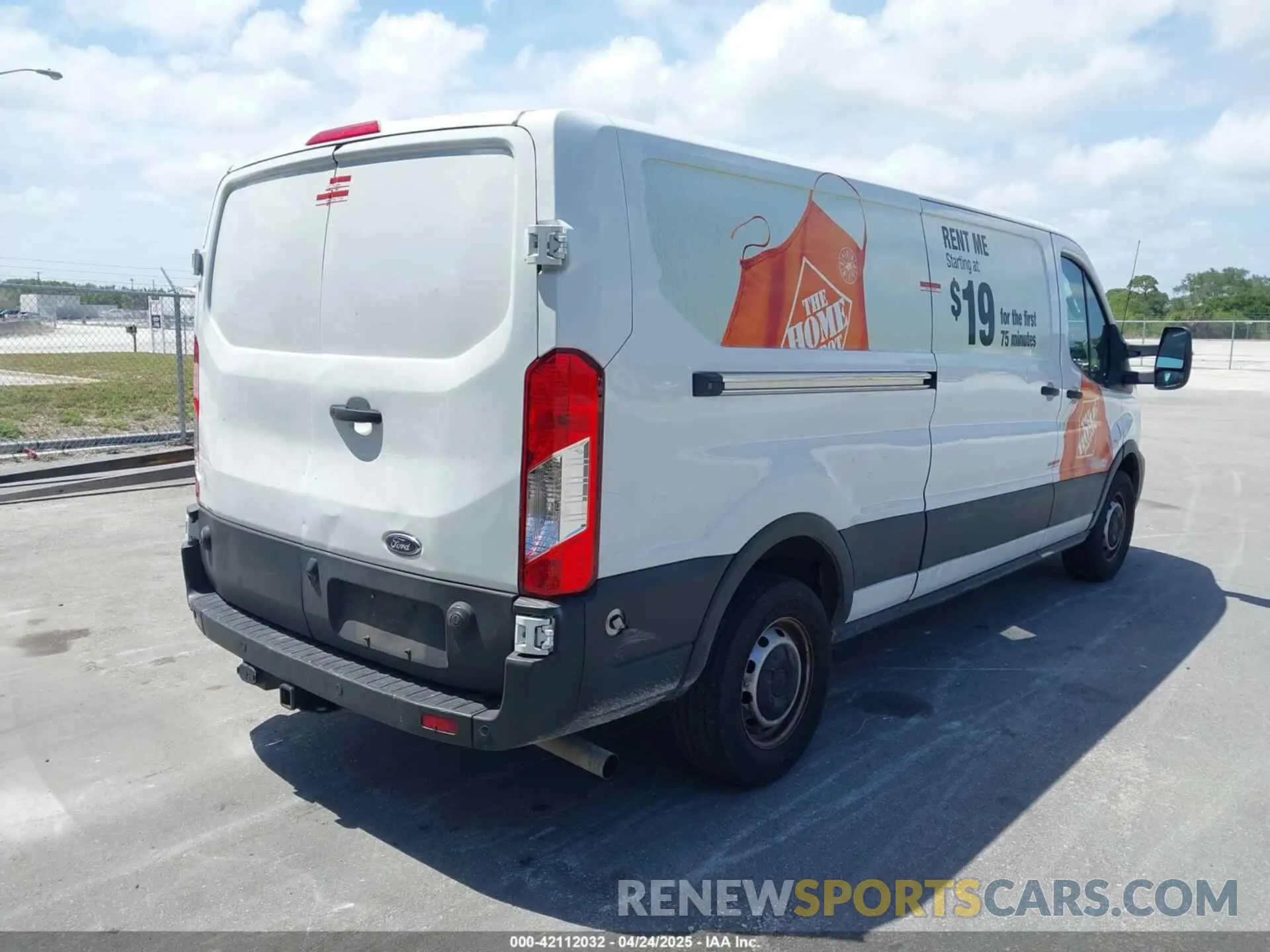 4 fotografías del automóvil dañado 1FTBW1Y87LKA52662 FORD TRANSIT-350 2020
