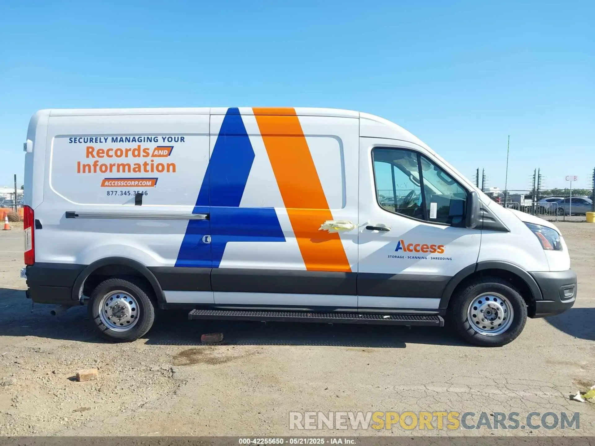 13 fotografías del automóvil dañado 1FTBW9C86PKA45956 FORD TRANSIT-350 2023
