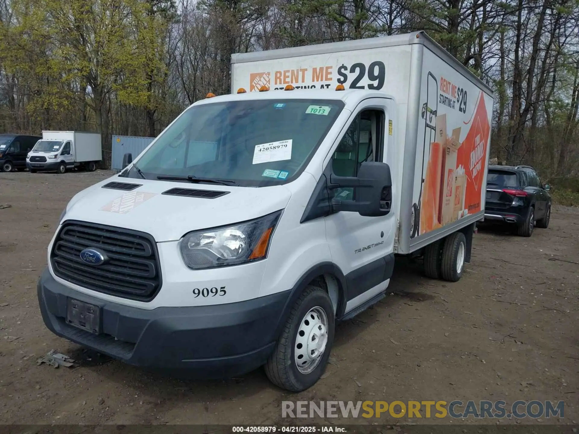 2 fotografías del automóvil dañado 1FDBF8ZM2KKA38487 FORD TRANSIT-350 CAB 2019
