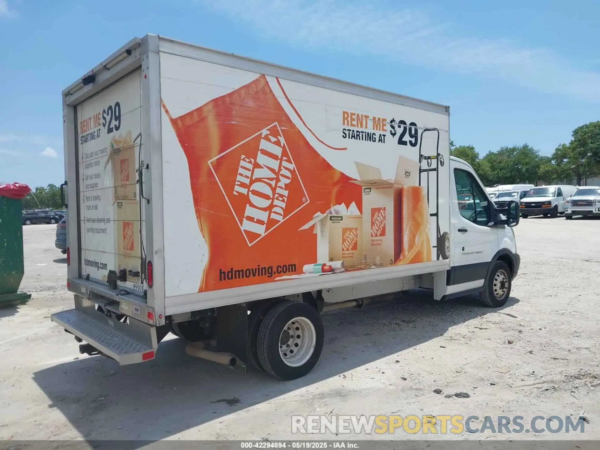 4 fotografías del automóvil dañado 1FDBF8ZM6KKA67975 FORD TRANSIT-350 CAB 2019