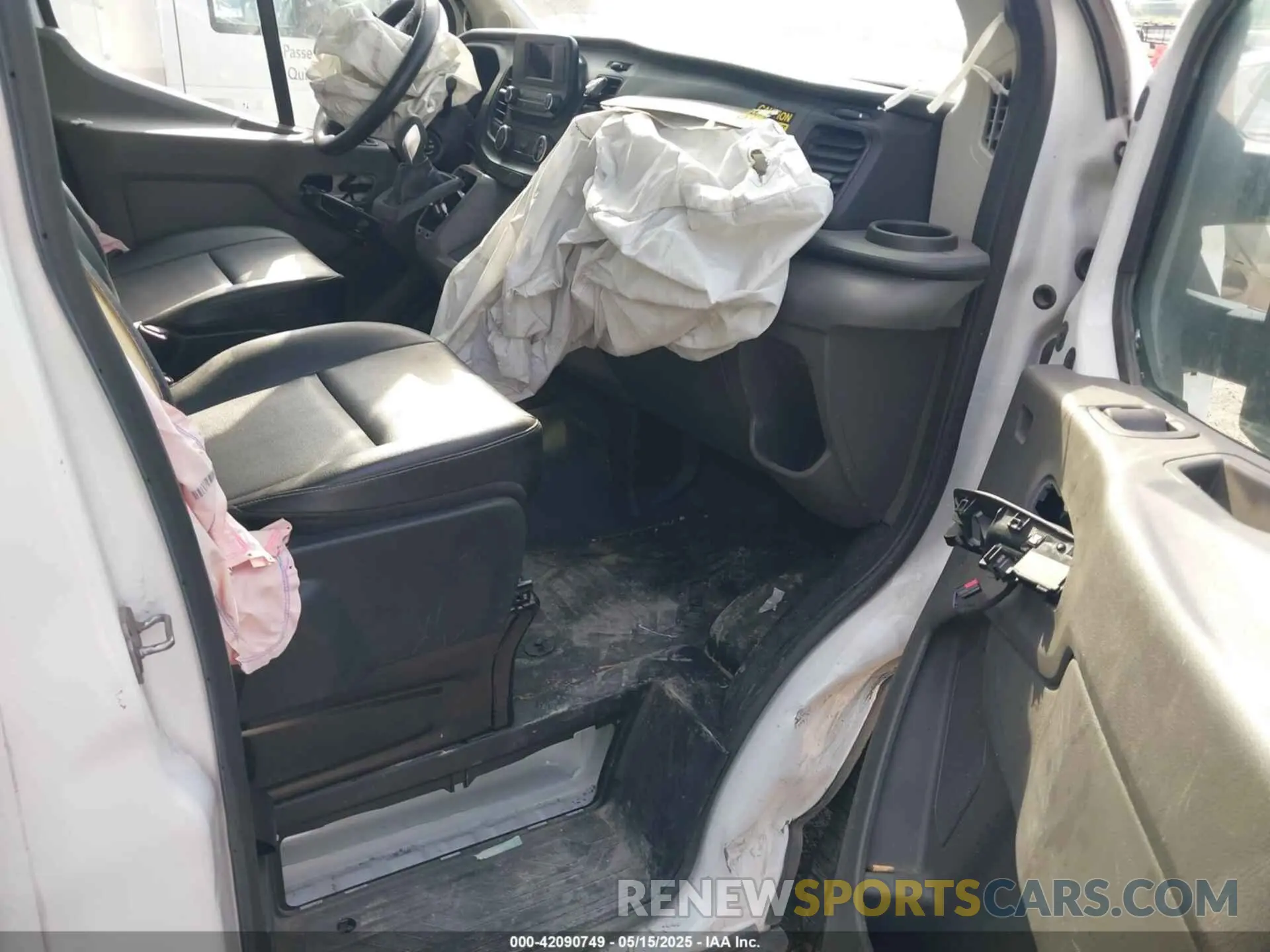 5 fotografías del automóvil dañado 1FDBF6ZG4PKA14505 FORD TRANSIT-350 CAB 2023