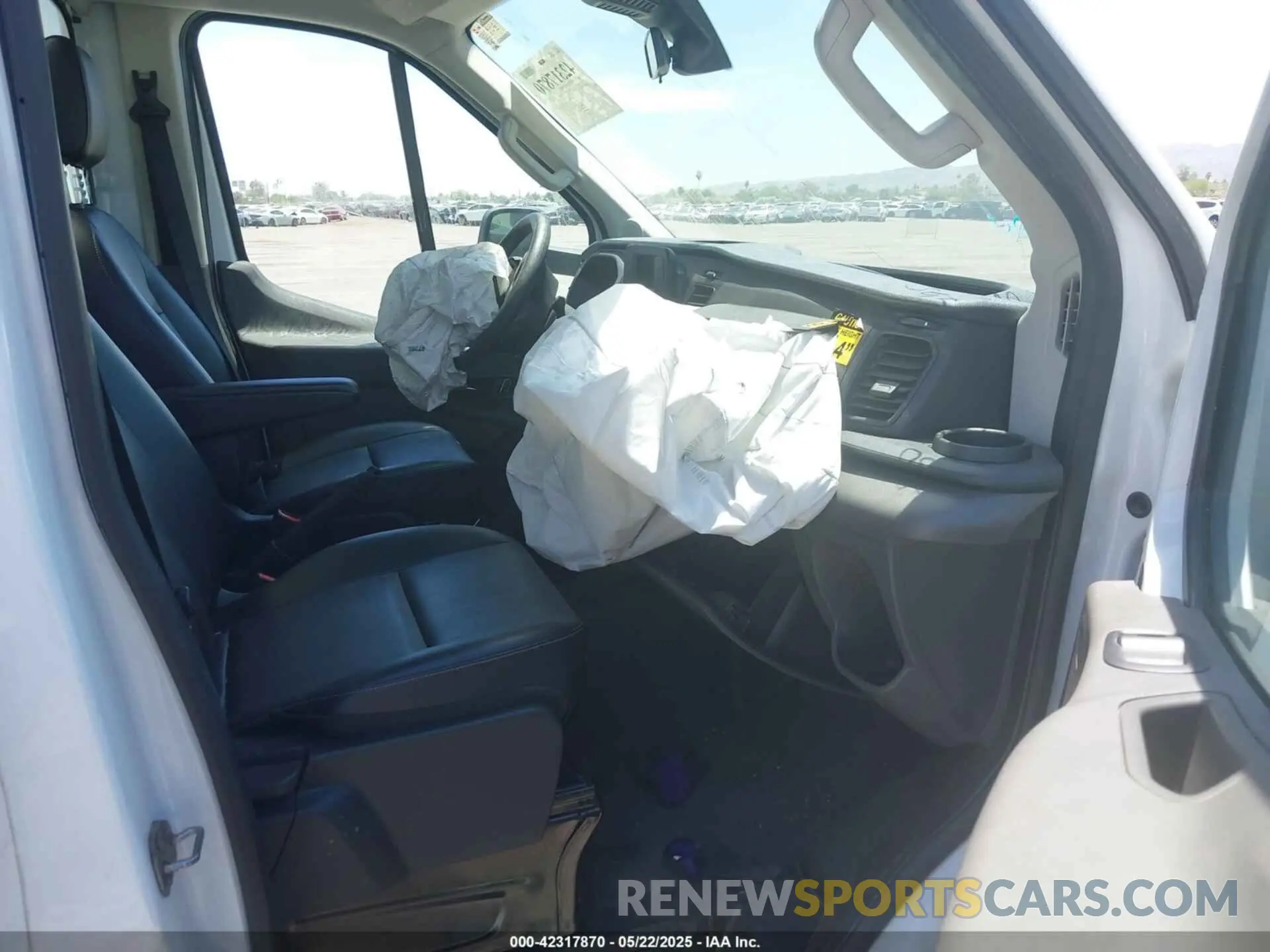 5 fotografías del automóvil dañado 1FDBF6ZGXPKA14105 FORD TRANSIT-350 CAB 2023