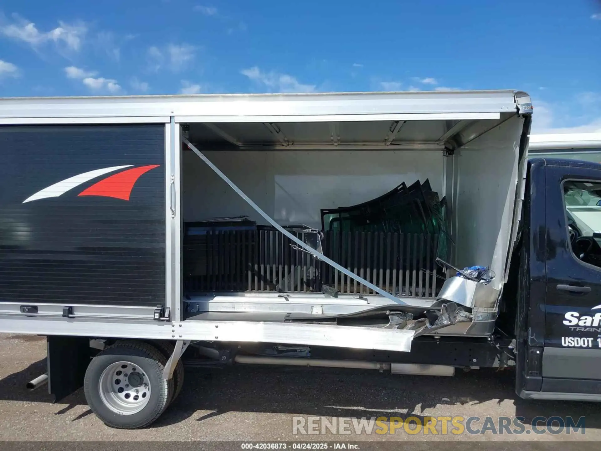 13 fotografías del automóvil dañado 1FDRU6ZG7PKA70801 FORD TRANSIT-350 CAB 2023