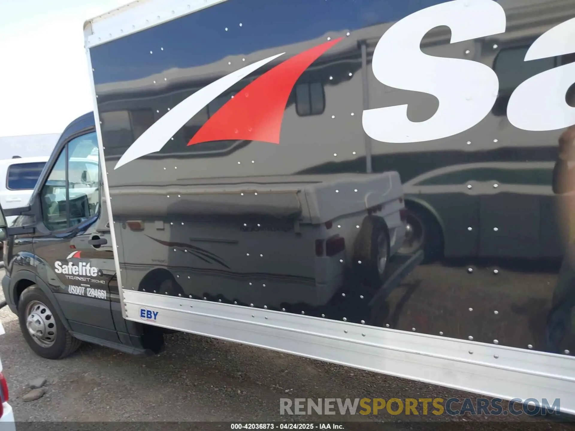14 fotografías del automóvil dañado 1FDRU6ZG7PKA70801 FORD TRANSIT-350 CAB 2023